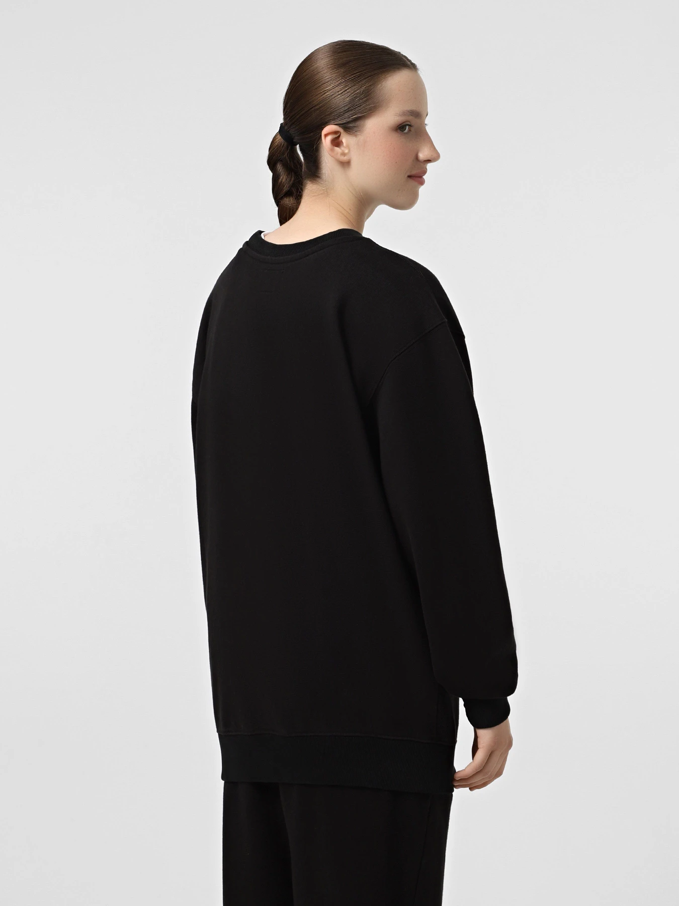 Худи и свитшоты Alpha Industries Essential French Terry Crewneck Gen II модель USE55001C1_001 Худи и свитшоты Alpha Industries Essential French Terry Crewneck Gen II модель USE55001C1_001 Фото