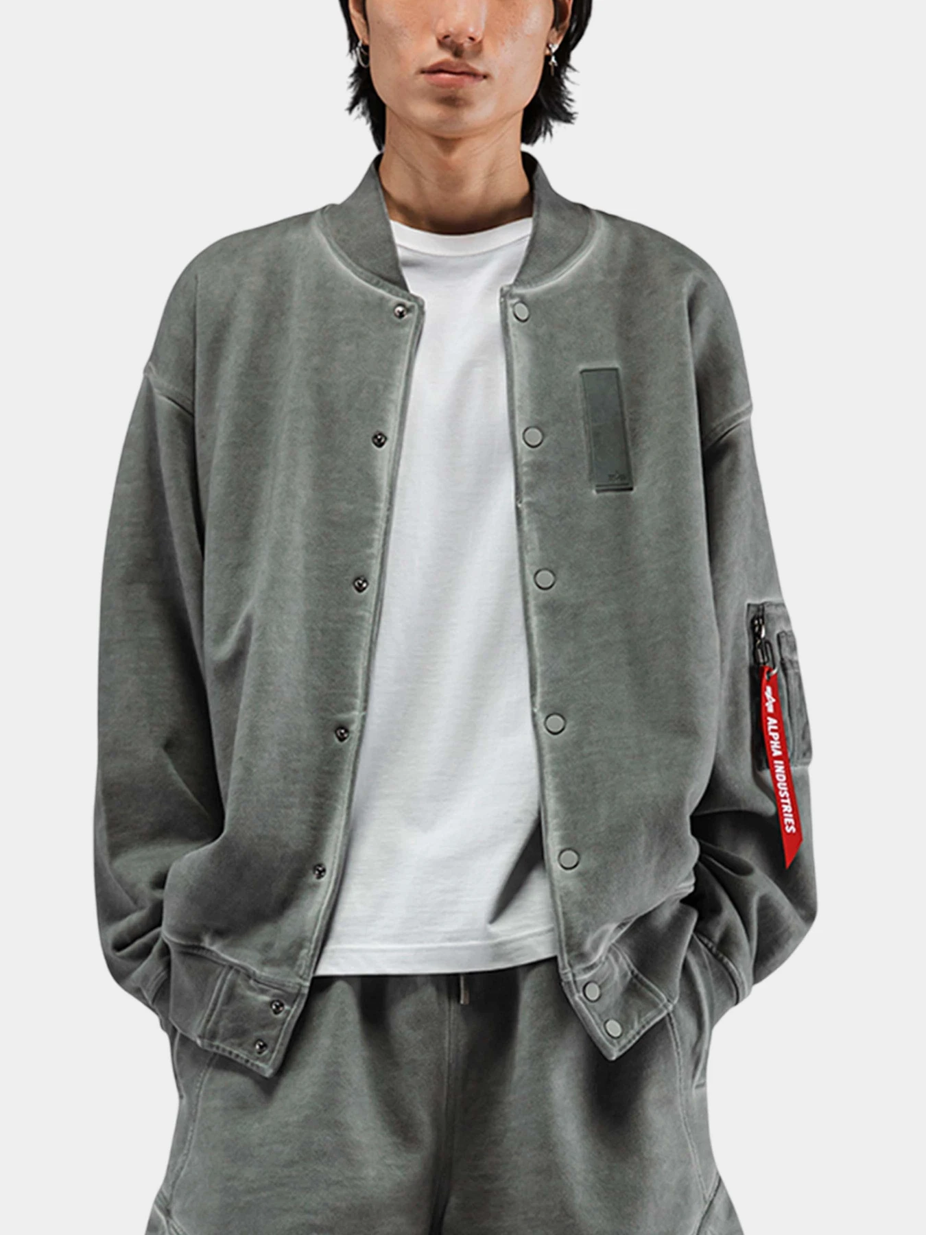 Куртки и дубленки Alpha Industries French Terry Ma-1 модель USF55000C1_070 Куртки и дубленки Alpha Industries French Terry Ma-1 модель USF55000C1_070 Фото