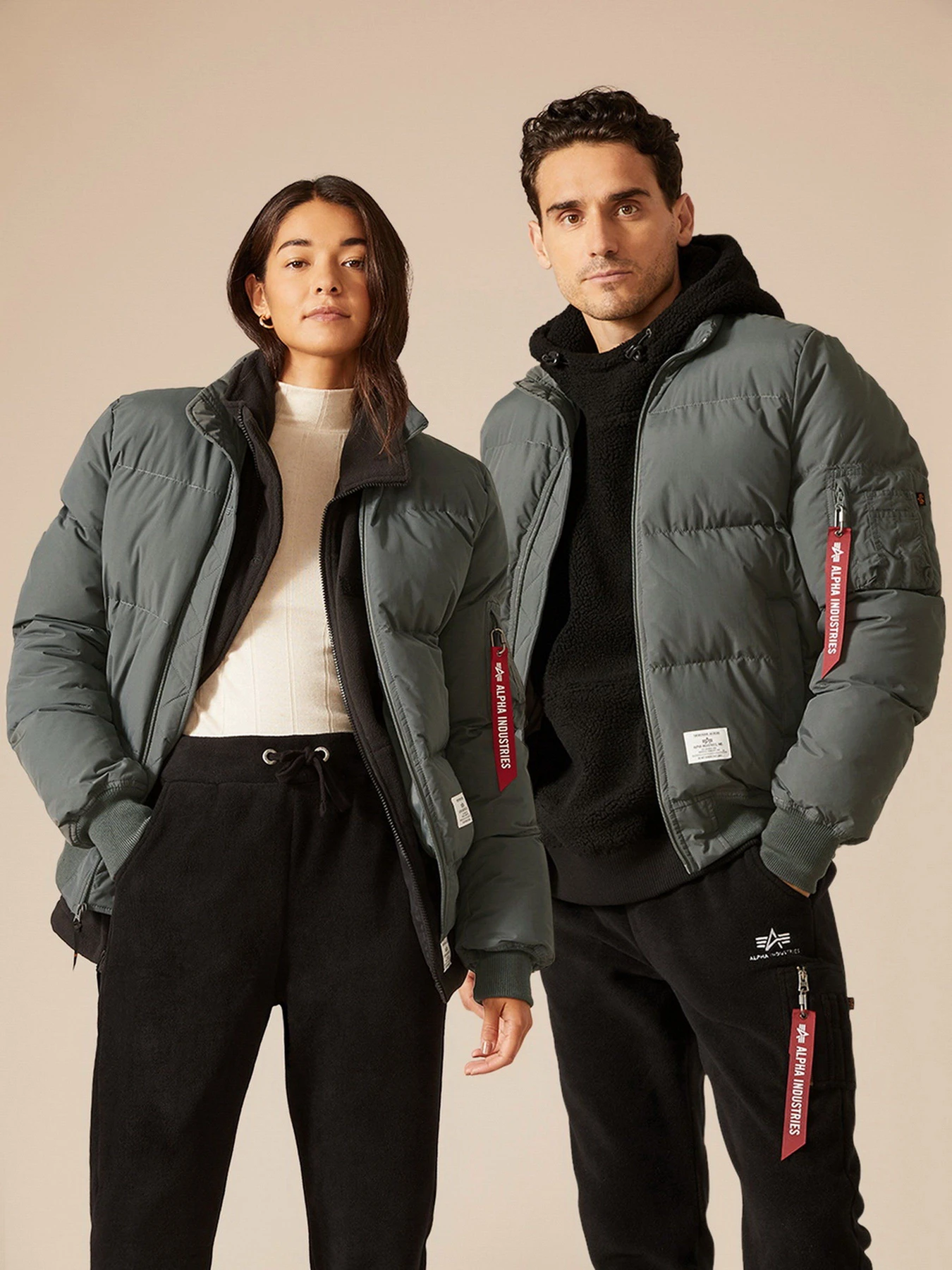 Куртки и дубленки Alpha Industries MA-1 Quilted модель UJM51500C1_022 Куртки и дубленки Alpha Industries MA-1 Quilted модель UJM51500C1_022 Фото