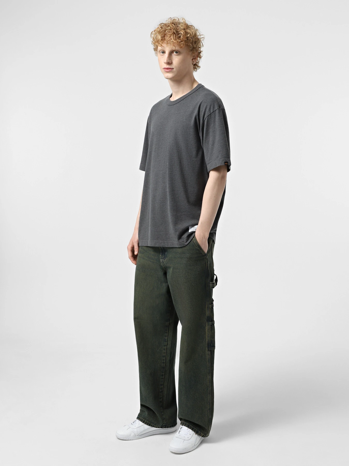 Футболки и поло Alpha Industries Essential Relaxed модель UTE54000PK_068 Футболки и поло Alpha Industries Essential Relaxed модель UTE54000PK_068 Фото