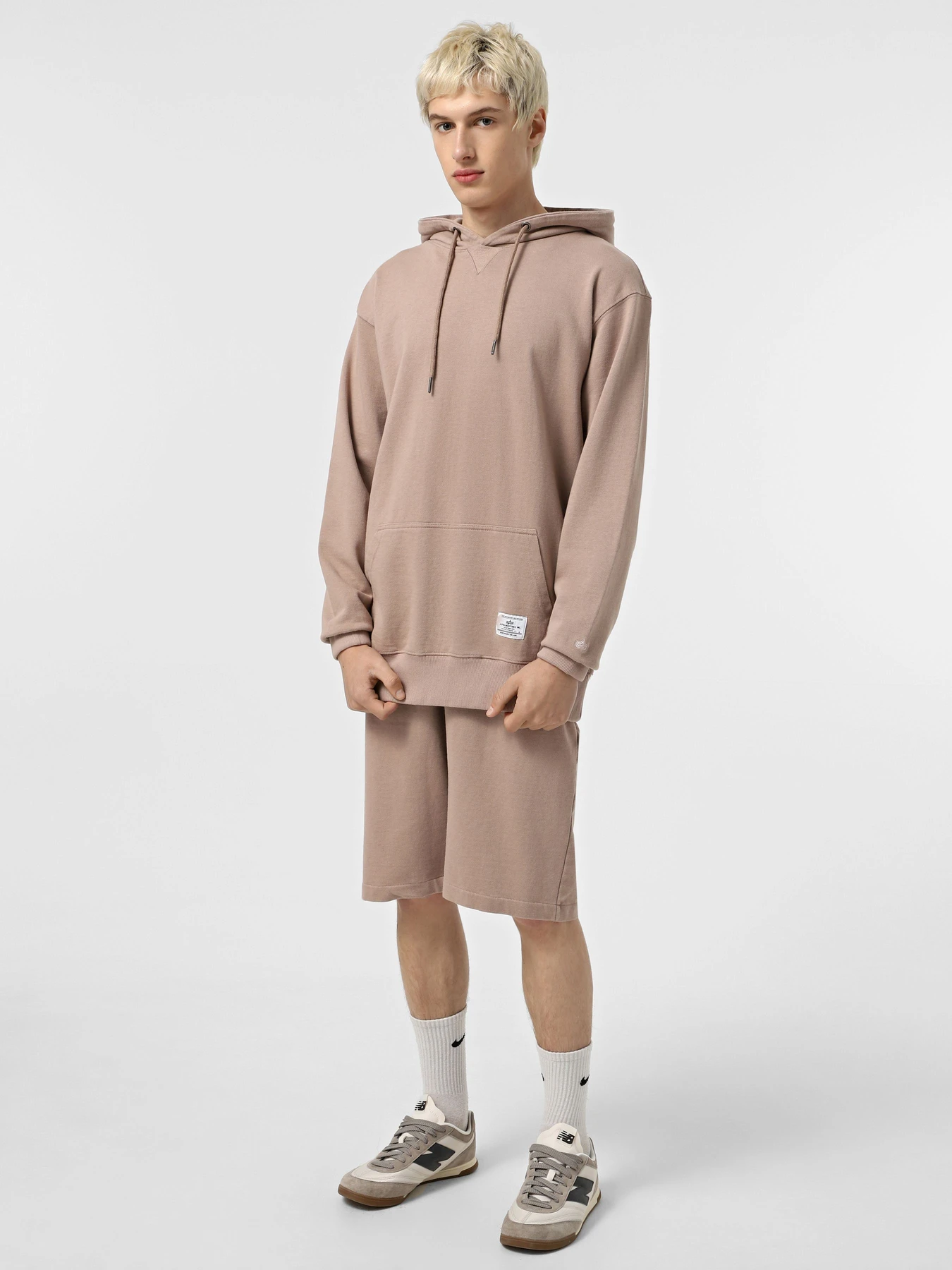 Худи и свитшоты Alpha Industries Essential French Terry Hoodie Gen II модель USE55000C1_249 Худи и свитшоты Alpha Industries Essential French Terry Hoodie Gen II модель USE55000C1_249 Фото