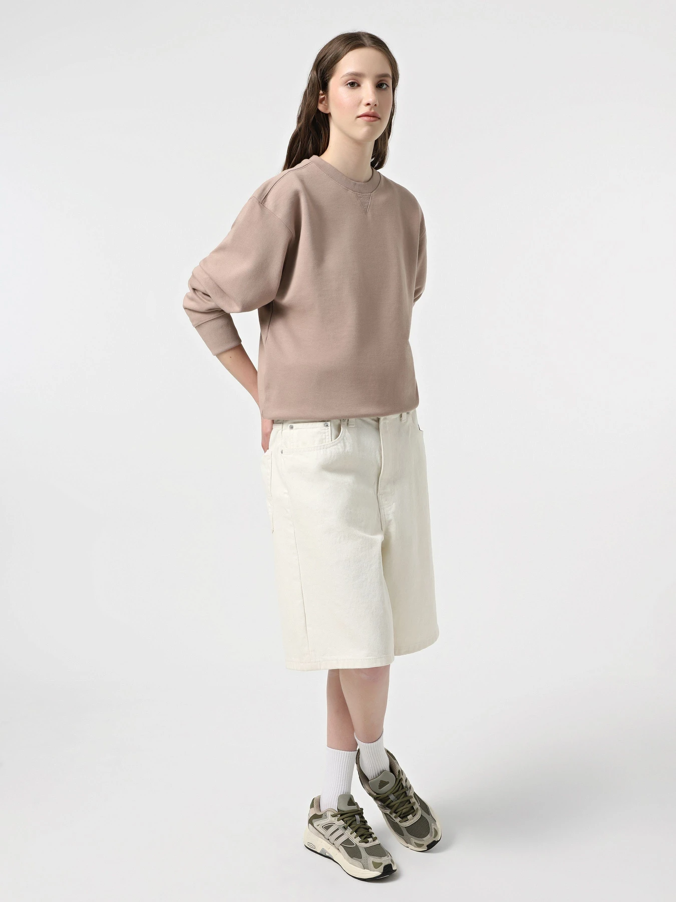 Худі та світшоти Alpha Industries Essential French Terry Crewneck Gen II модель USE55001C1_249 Фото