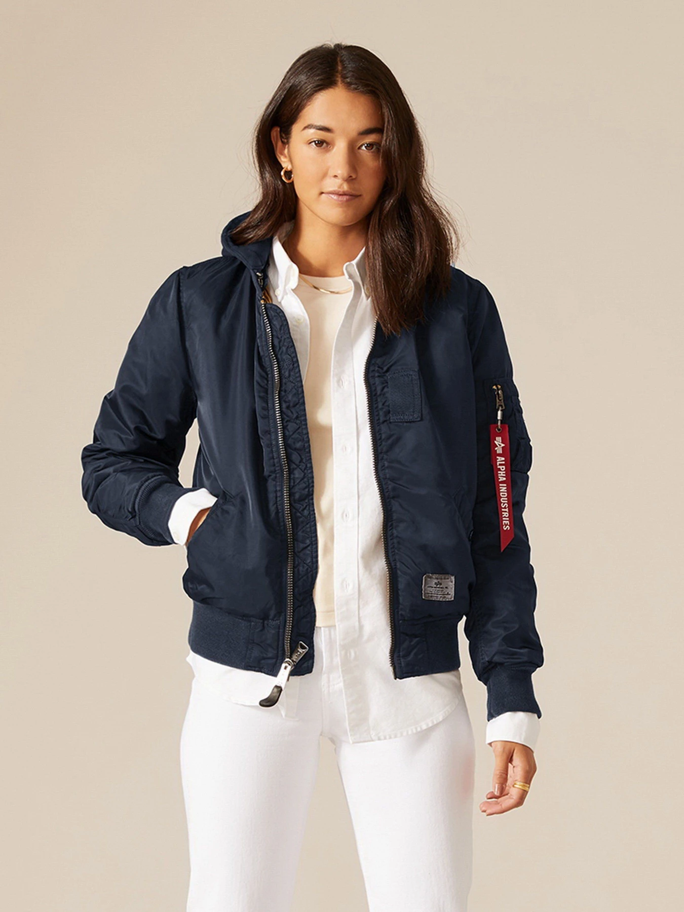Куртки и дубленки Alpha Industries MA-1 HOODED BATTLEWASH модель UJM51502C1_410 Фото