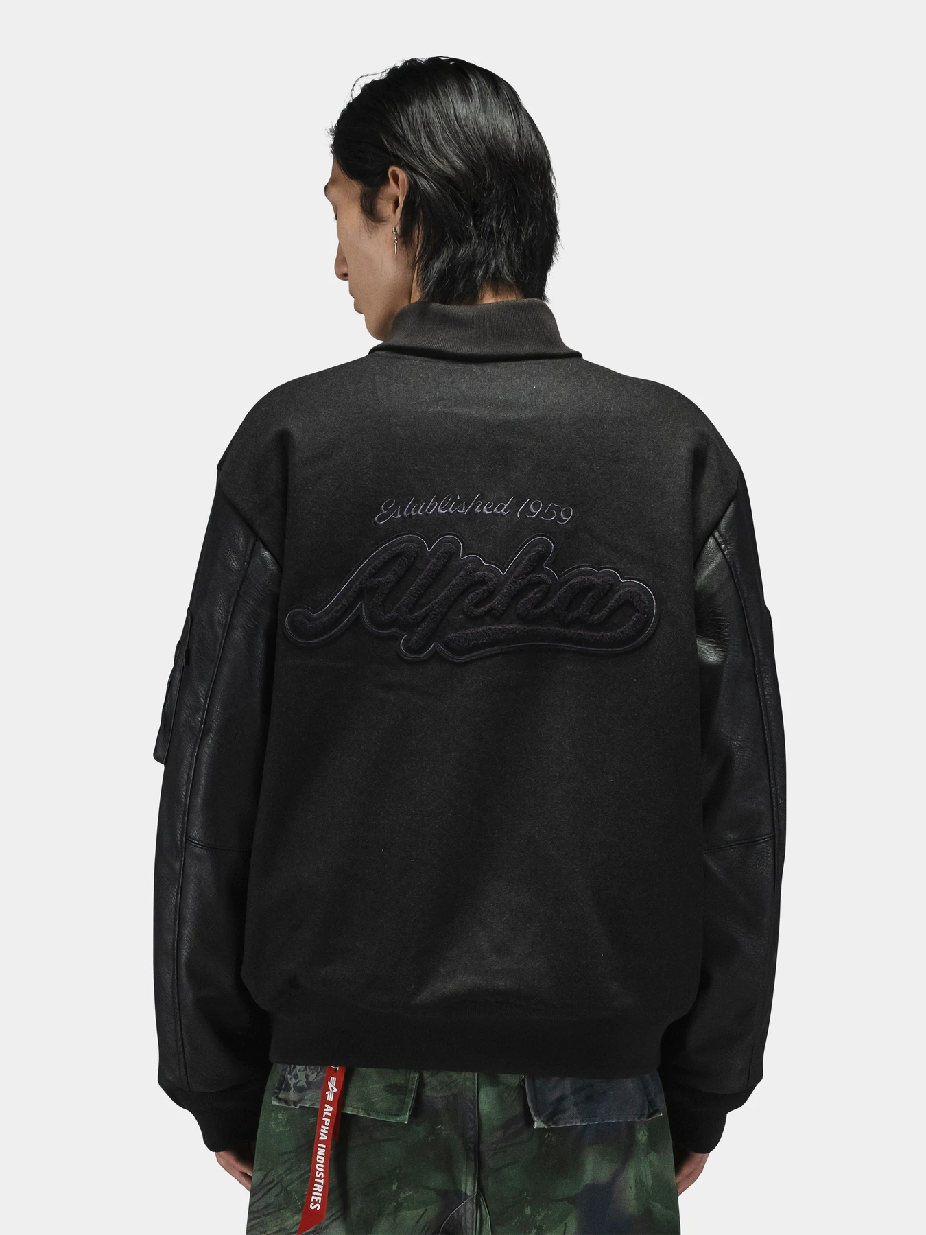 Куртки та дублянки Alpha Industries ALPHA LETTERMAN JACKET модель MJA55501C1_001 Куртки та дублянки Alpha Industries ALPHA LETTERMAN JACKET модель MJA55501C1_001 Фото