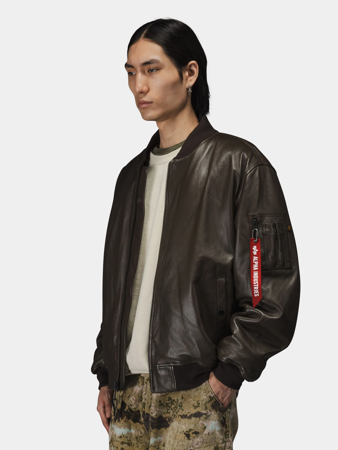 Куртки та дублянки Alpha Industries LEATHER MA-1 FLIGHT JACKET модель MJL55500C1_225 Фото