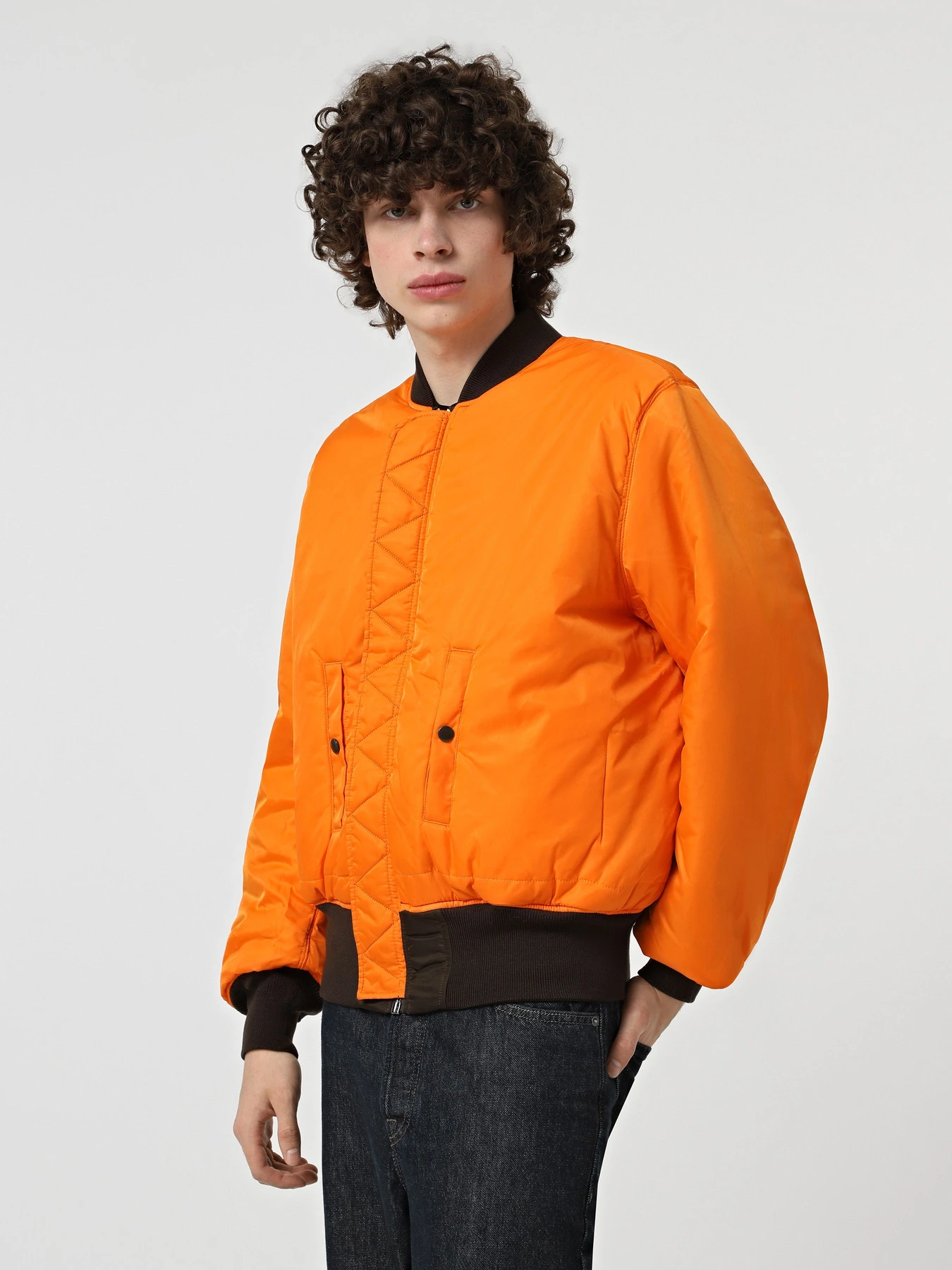 Куртки и дубленки Alpha Industries ALPHA MA-1 FLIGHT JACKET модель MJM21000C1_225 Фото