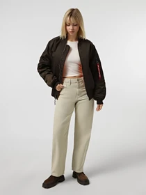 Куртки и дубленки Alpha Industries ALPHA MA-1 FLIGHT JACKET модель MJM21000C1_225 Фото