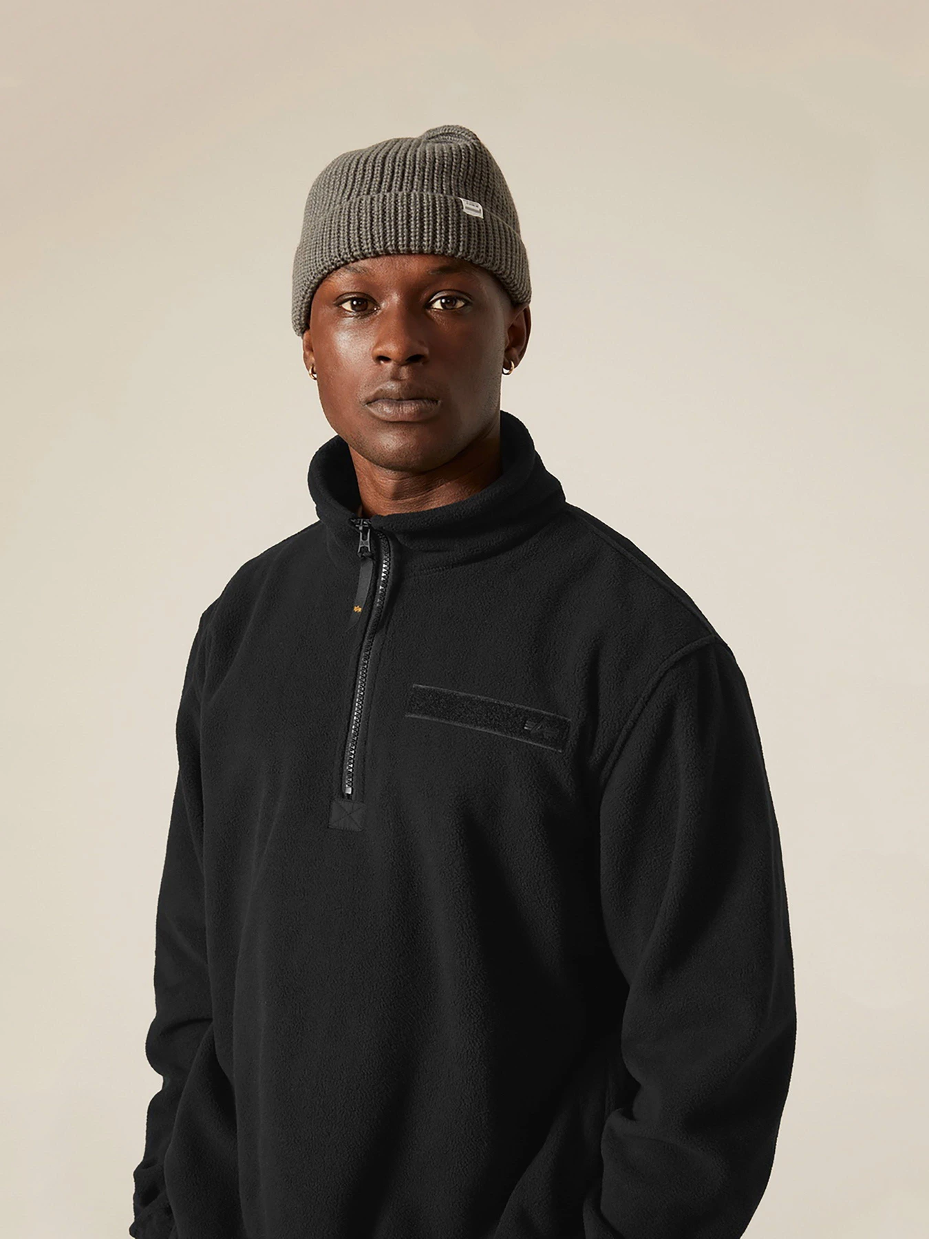 Худі та світшоти Alpha Industries QUARTER ZIP FLEECE модель UJQ51500C1_001 Худі та світшоти Alpha Industries QUARTER ZIP FLEECE модель UJQ51500C1_001 Фото