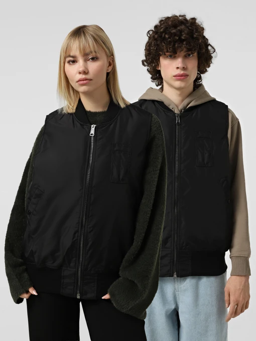 Куртки и дубленки Alpha Industries MA-1 VEST модель MJM55508C1_001 Фото