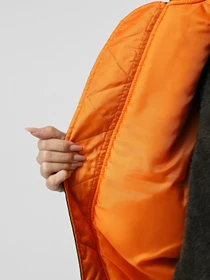Куртки и дубленки Alpha Industries MA-1 VEST модель MJM55508C1_001 Фото