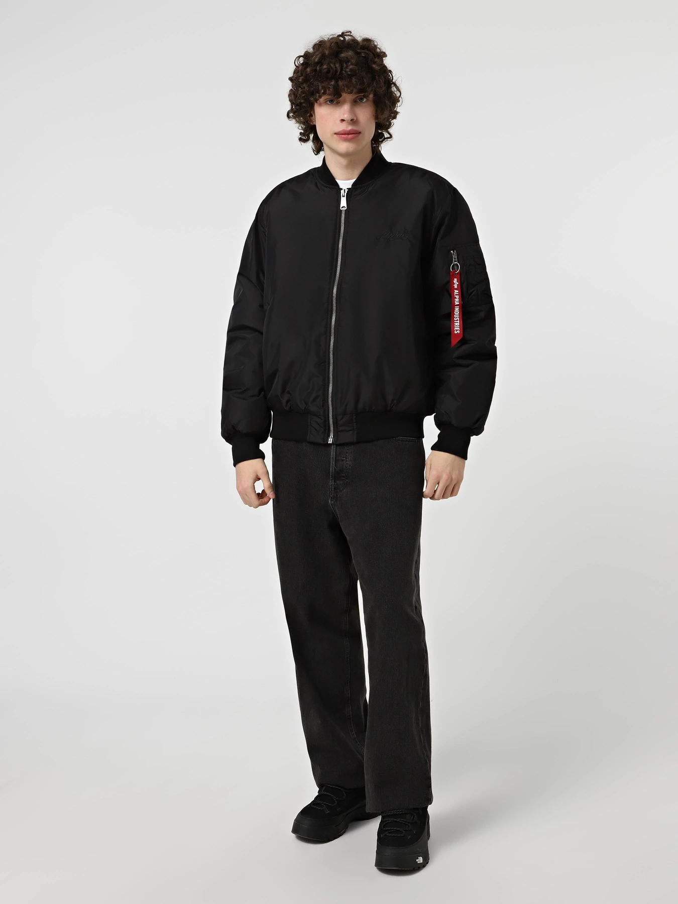 Куртки и дубленки Alpha Industries MA-1 LOGO OXFORD FLIGHT JACKET модель MJM55513C1_001 Фото