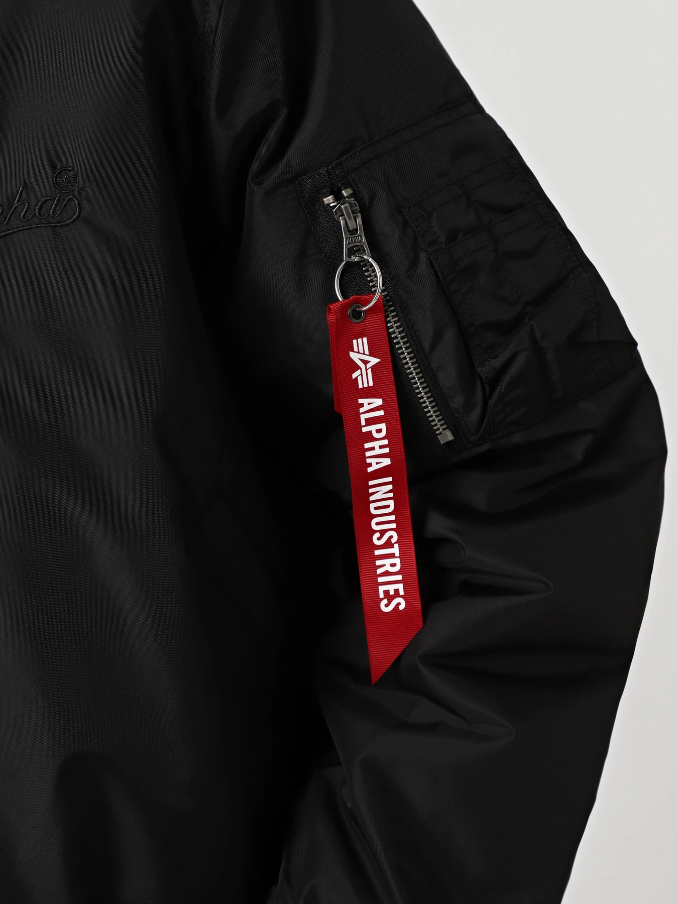 Куртки и дубленки Alpha Industries MA-1 LOGO OXFORD FLIGHT JACKET модель MJM55513C1_001 Фото