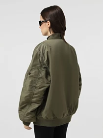 Куртки и дубленки Alpha Industries MA-1 LOGO OXFORD FLIGHT JACKET модель MJM55513C1_359 Фото