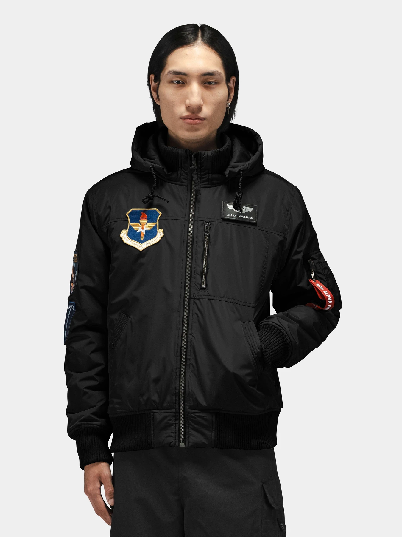 Куртки та дублянки Alpha Industries PATCHED HOODED RIB FLIGHT JACK модель MJP55502C1_001 Фото