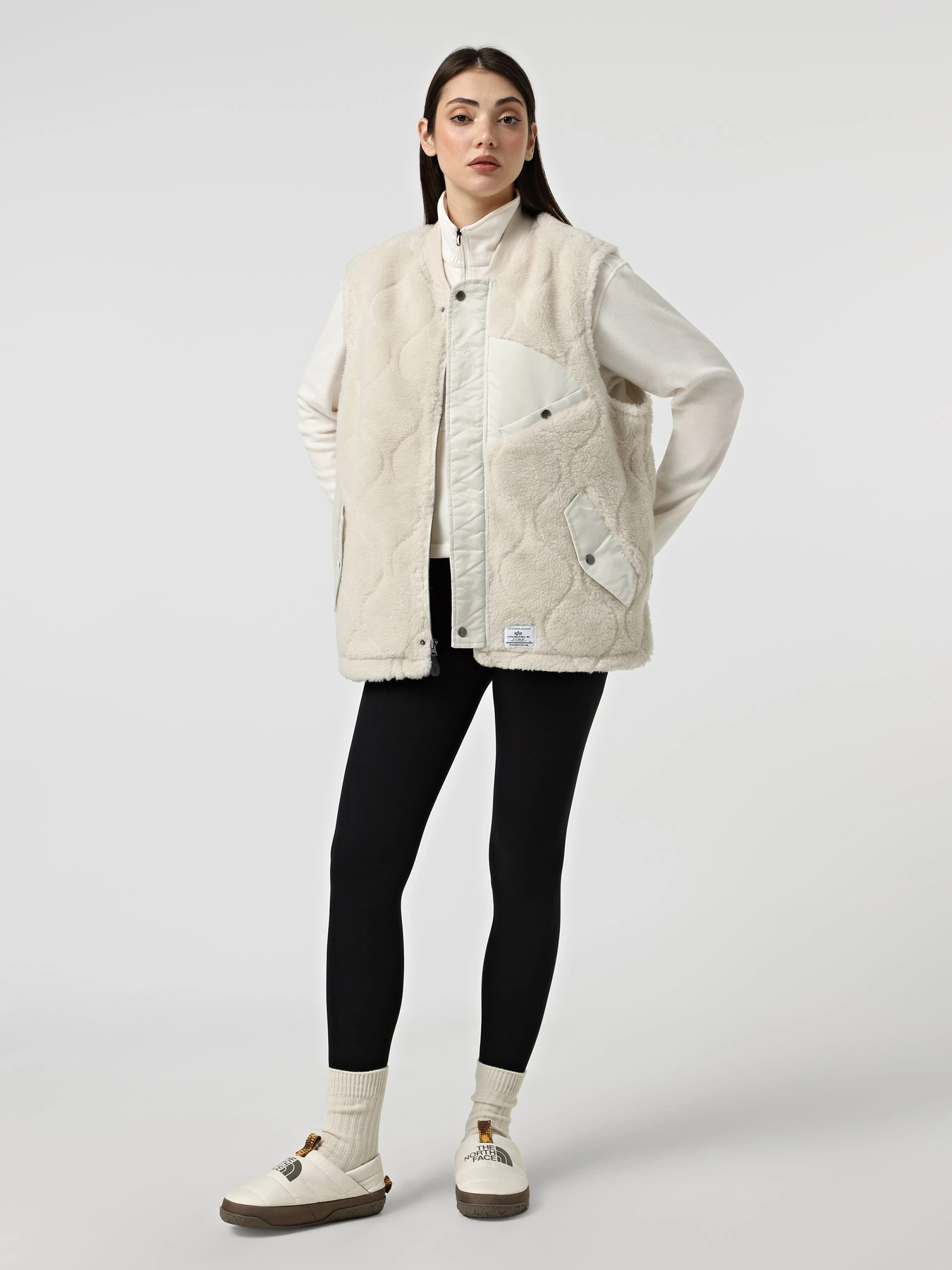 Куртки та дублянки Alpha Industries SHEPRA ONION QUILTING VEST модель MJS55501C1_099 Куртки та дублянки Alpha Industries SHEPRA ONION QUILTING VEST модель MJS55501C1_099 Фото