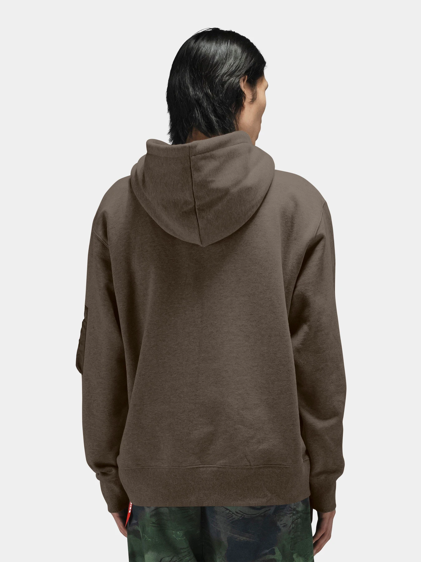 Худи и свитшоты Alpha Industries UTILITY POCKET HOODIE модель USU55502C1_225 Худи и свитшоты Alpha Industries UTILITY POCKET HOODIE модель USU55502C1_225 Фото