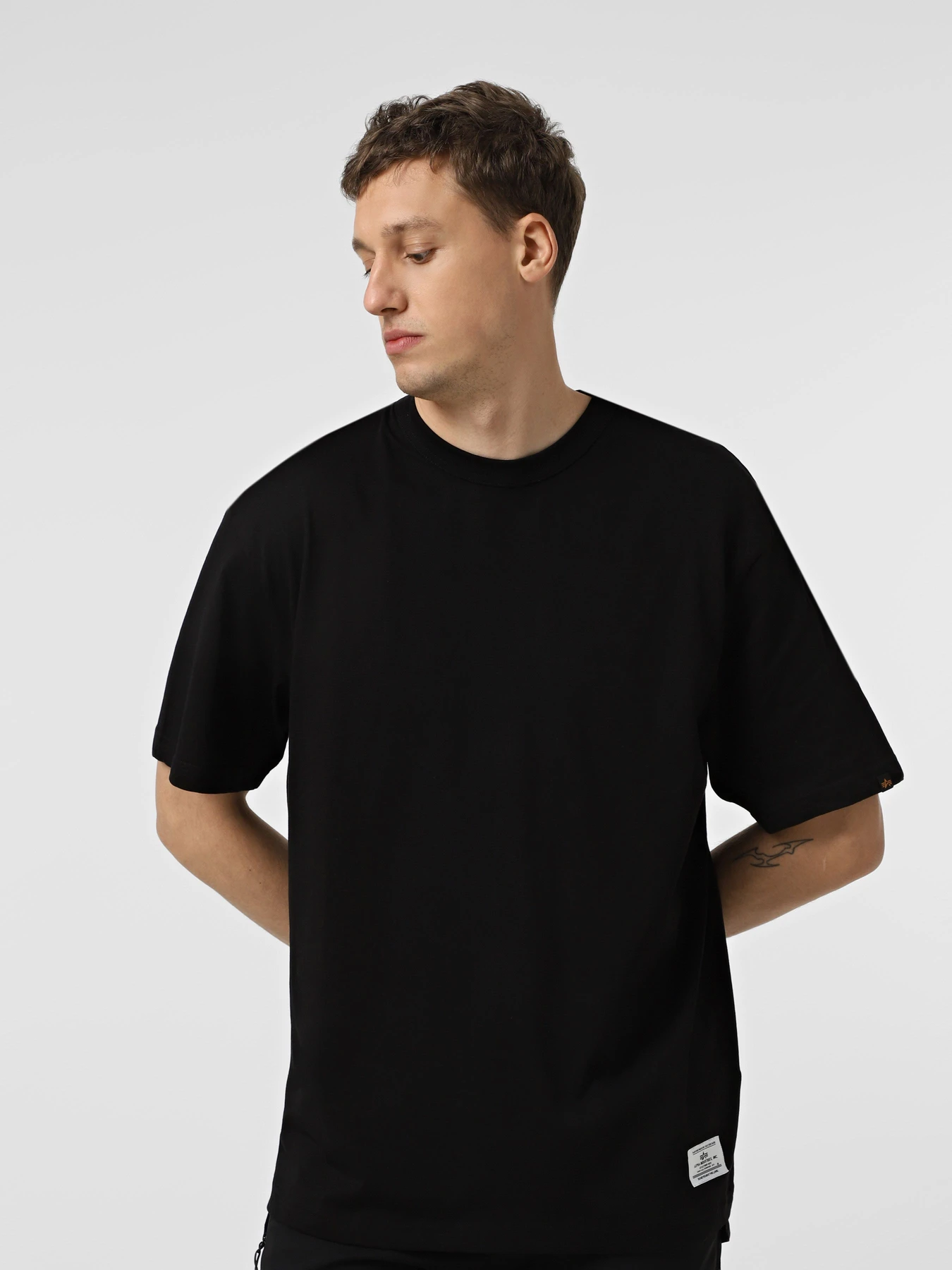 Футболки и поло Alpha Industries SS PATCHED TEE модель UTS55503C1_001 Футболки и поло Alpha Industries SS PATCHED TEE модель UTS55503C1_001 Фото
