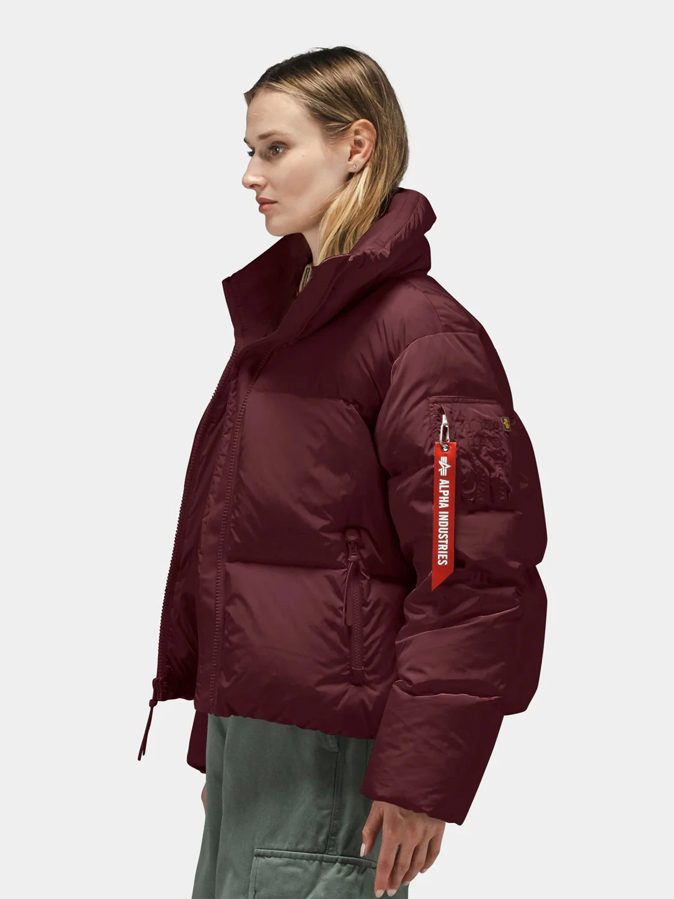 Куртки та дублянки Alpha Industries SIERRA SHORT PUFFER W модель WJS55504C1_621 Куртки та дублянки Alpha Industries SIERRA SHORT PUFFER W модель WJS55504C1_621 Фото