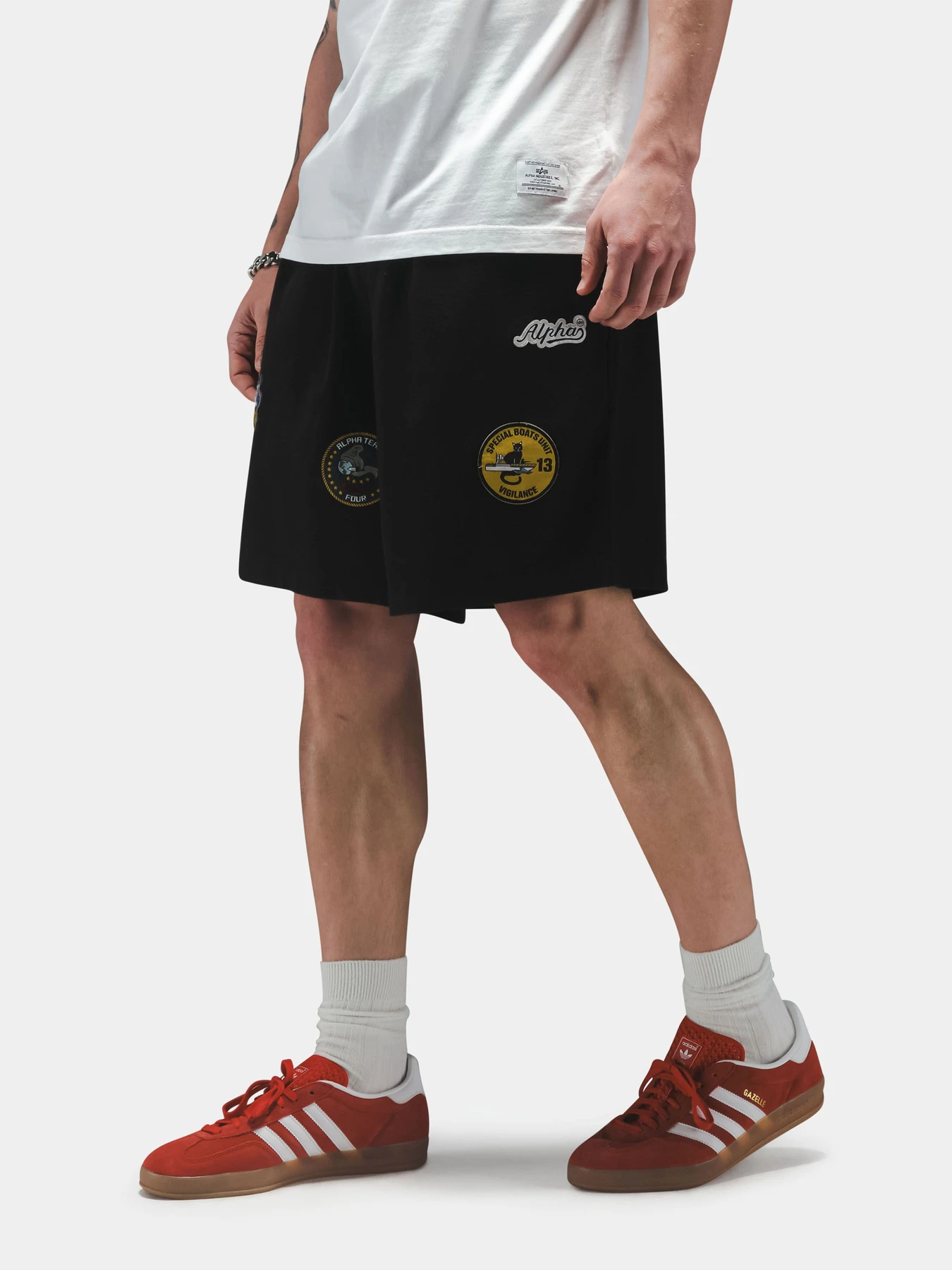 Шорти Alpha Industries PATCHED JERSEY SHORT модель MBP56000C1_001 Шорти Alpha Industries PATCHED JERSEY SHORT модель MBP56000C1_001 Фото