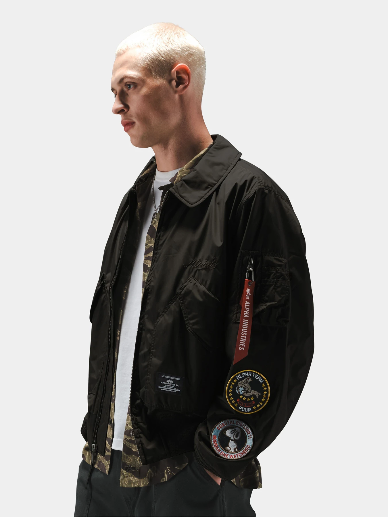 Куртки и дубленки Alpha Industries CWU 36/P RELAXED PATCHED FLIGH модель UJC56001C1_001 Куртки и дубленки Alpha Industries CWU 36/P RELAXED PATCHED FLIGH модель UJC56001C1_001 Фото