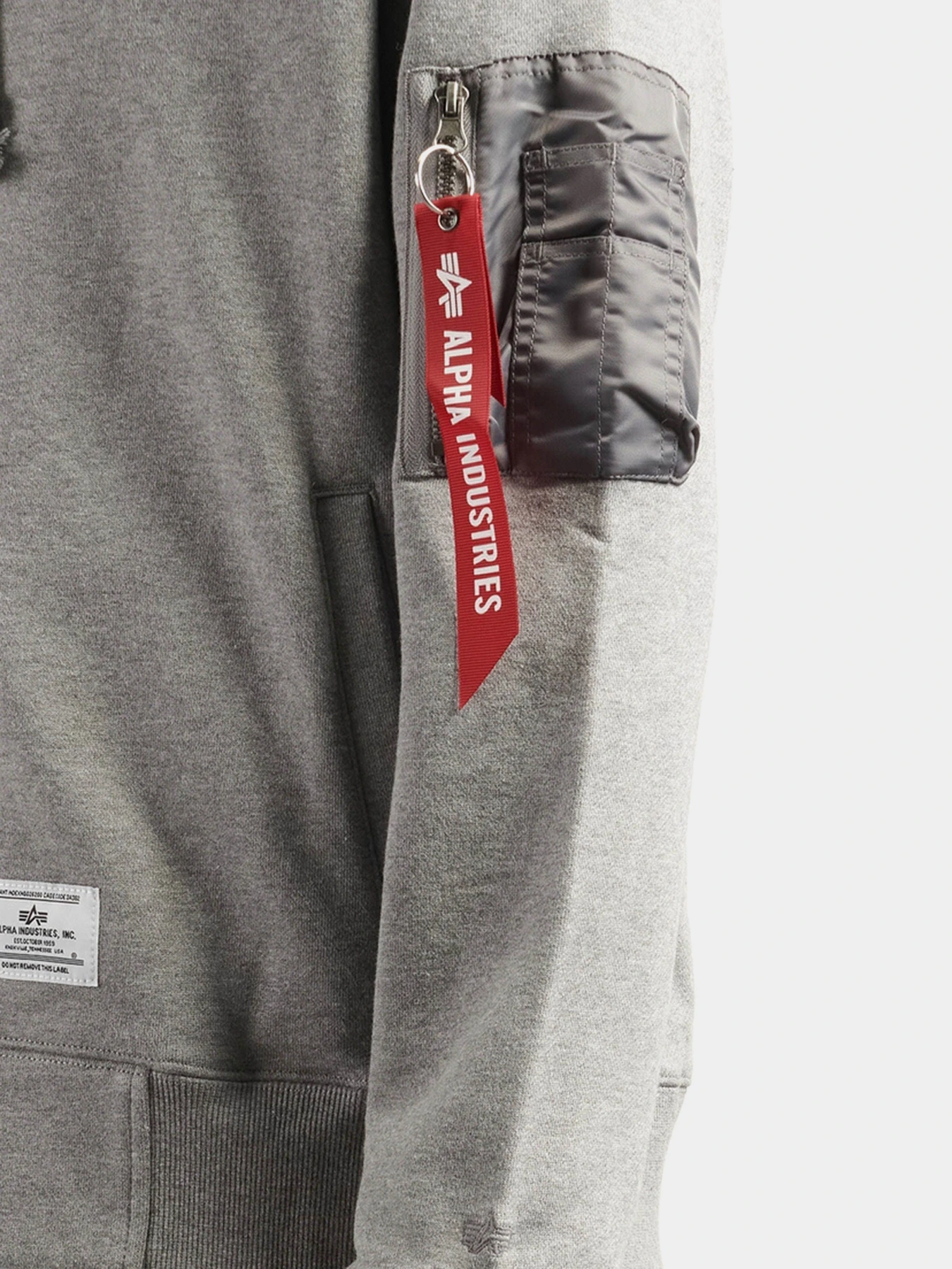 Худи и свитшоты Alpha Industries UTILITY POCKET FULL ZIP UP модель USU55500C1_063 Худи и свитшоты Alpha Industries UTILITY POCKET FULL ZIP UP модель USU55500C1_063 Фото