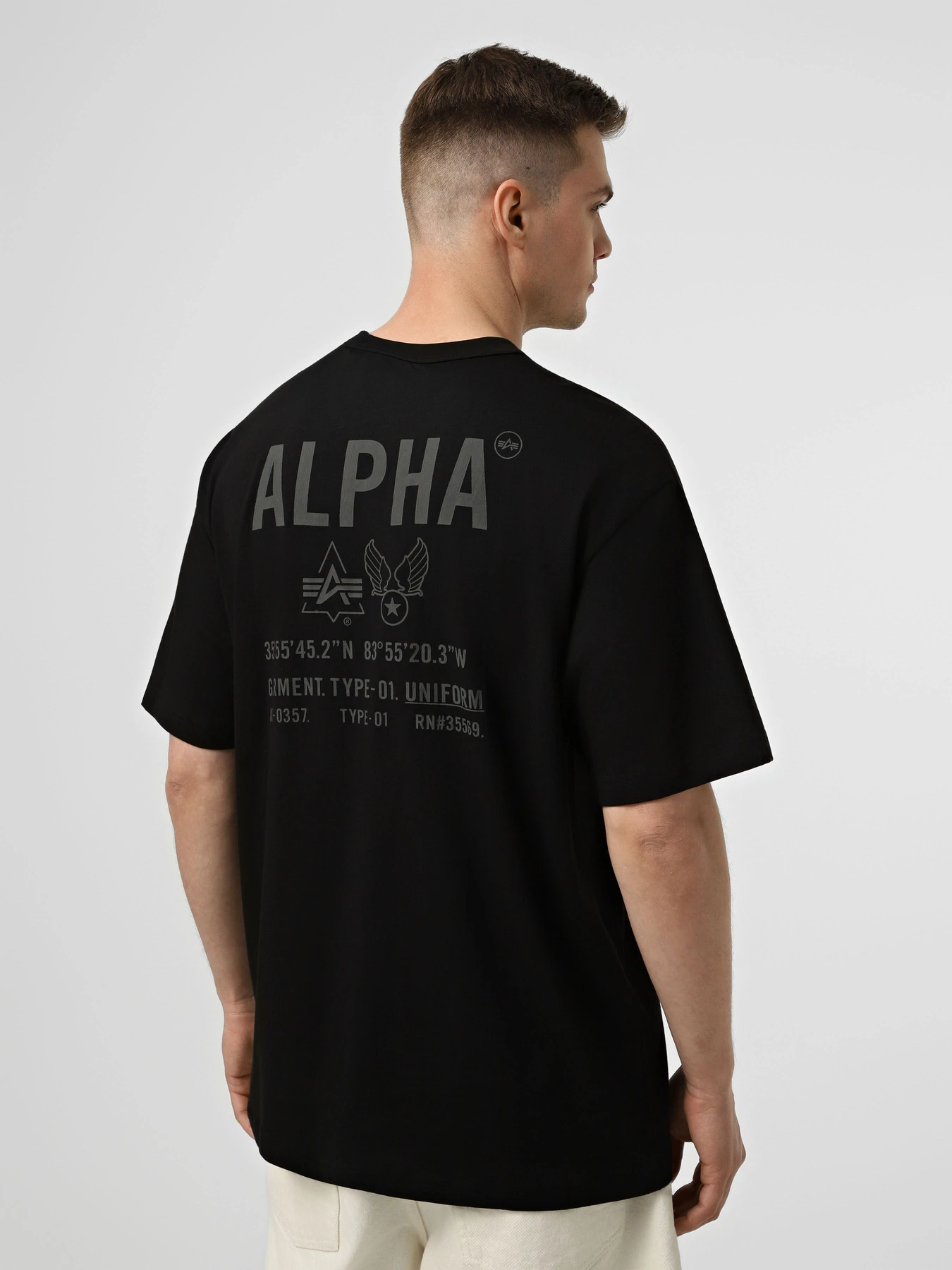 Футболки і поло Alpha Industries RELAXED UNIFORM TEE модель UTO56012PK_001 Футболки і поло Alpha Industries RELAXED UNIFORM TEE модель UTO56012PK_001 Фото
