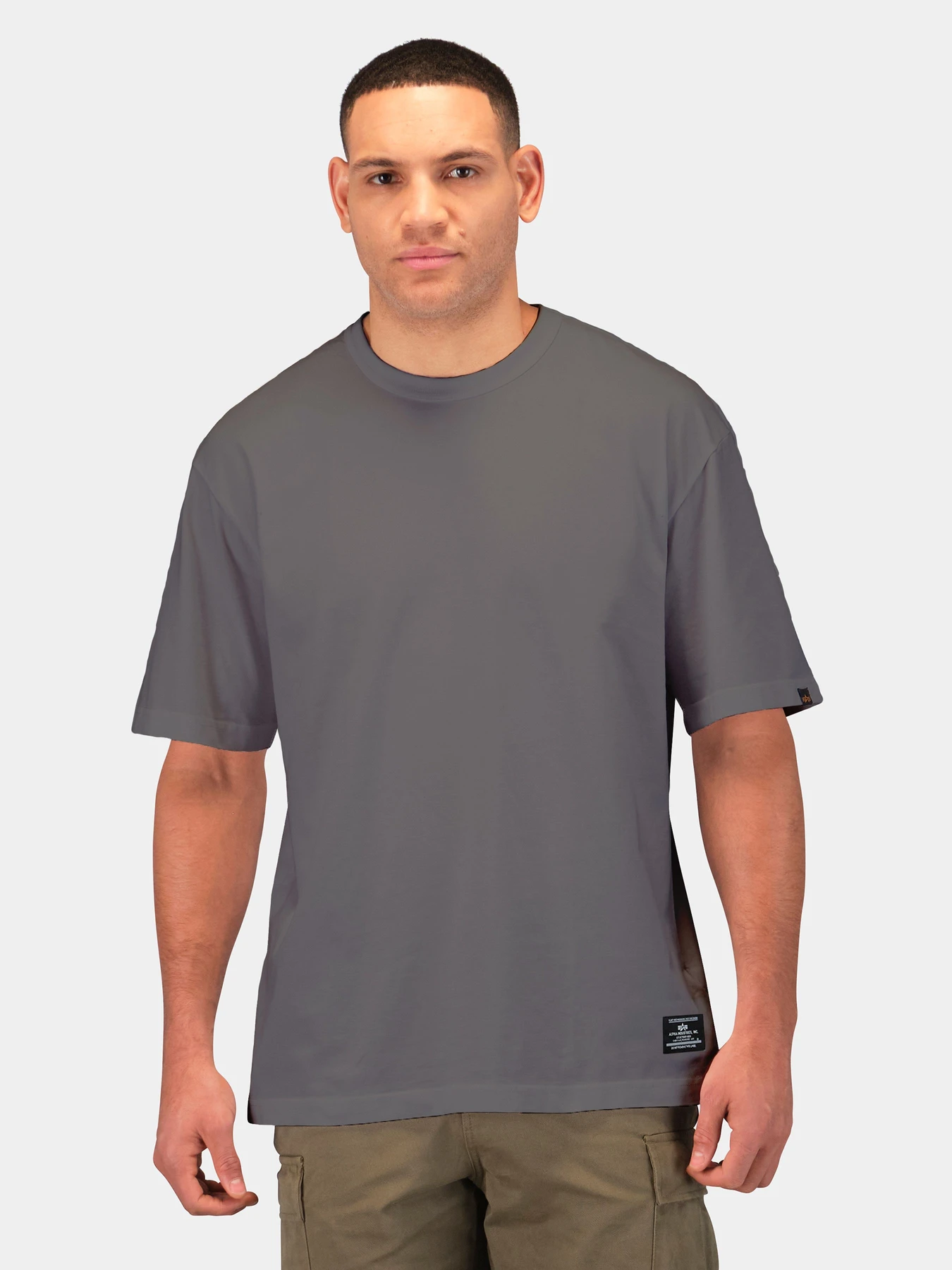Футболки и поло Alpha Industries SS RELAXED TEE модель UTS56000IN_070 Футболки и поло Alpha Industries SS RELAXED TEE модель UTS56000IN_070 Фото