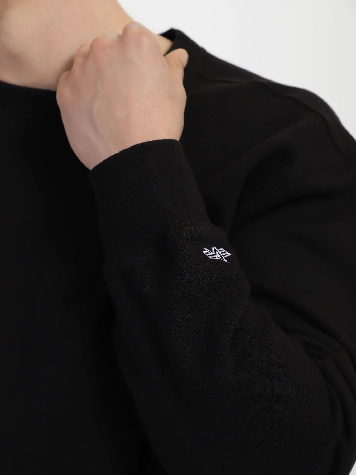 Худі та світшоти Alpha Industries Essential модель USE51500C1_001 Худі та світшоти Alpha Industries Essential модель USE51500C1_001 Фото