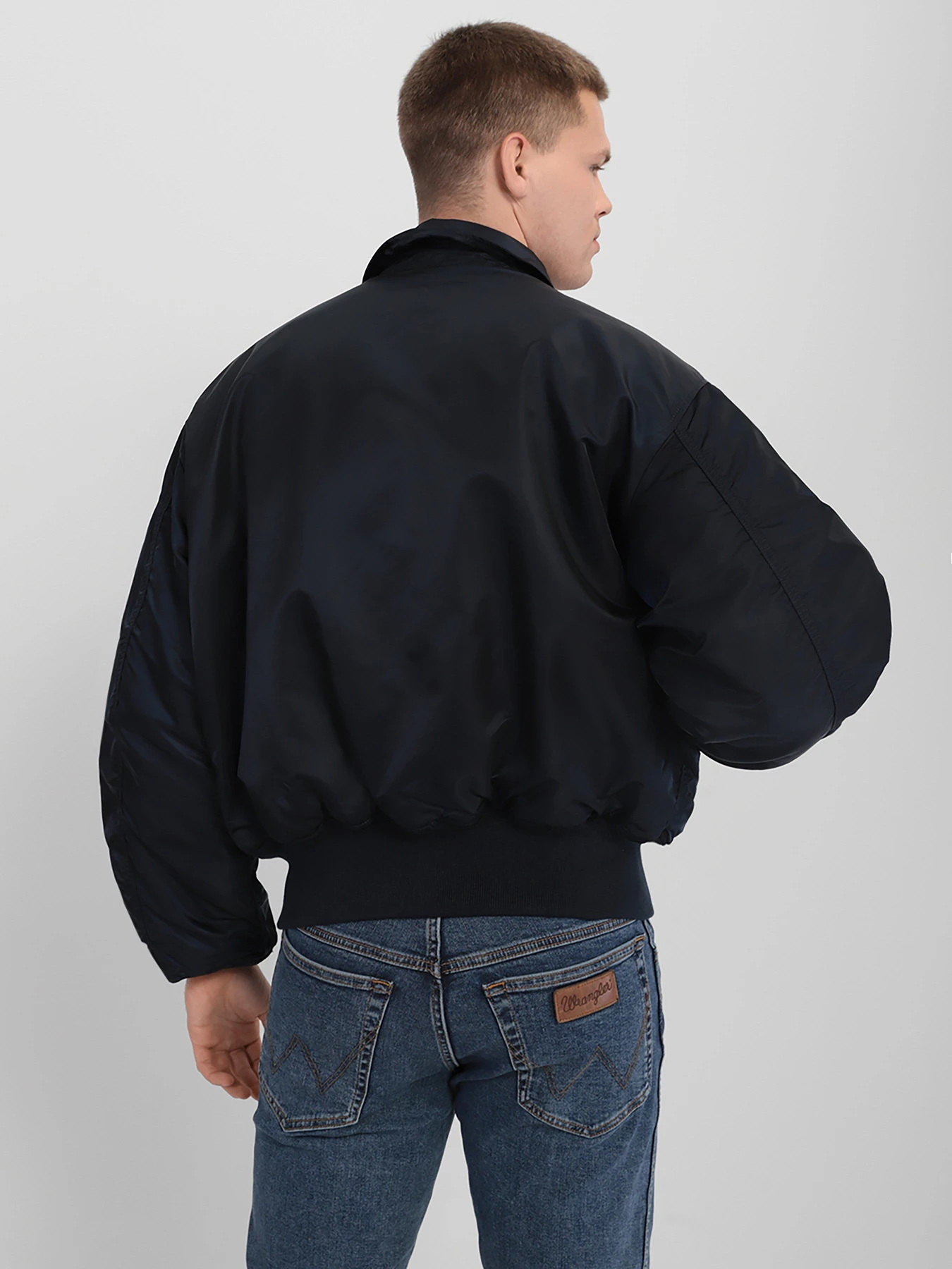 Куртки та дублянки Alpha Industries CWU 45/P модель MJC22000C1_410 Куртки та дублянки Alpha Industries CWU 45/P модель MJC22000C1_410 Фото