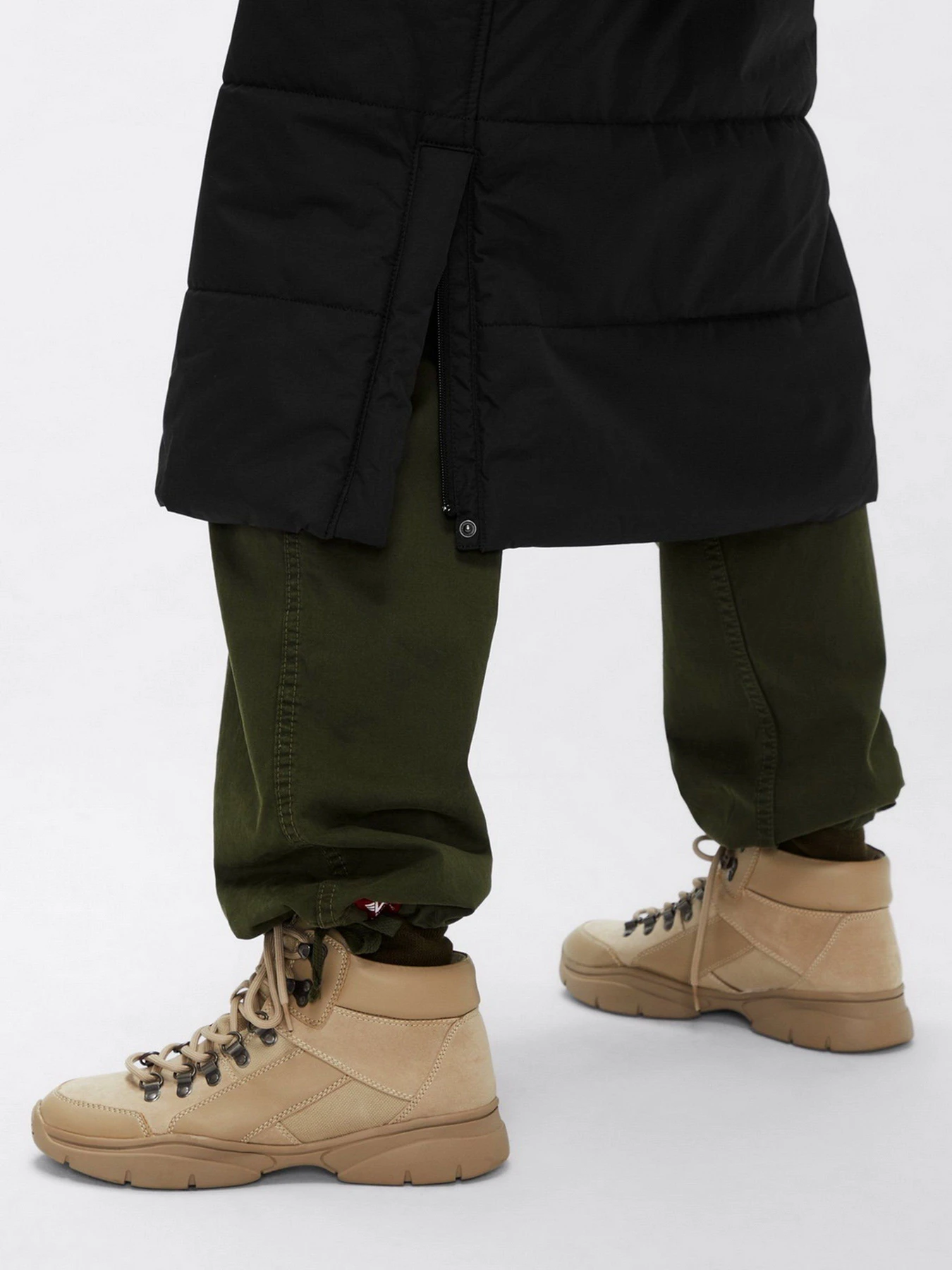 Куртки и дубленки Alpha Industries SIERRA PRIMALOFT PARKA модель WJS49500C1_001 Фото