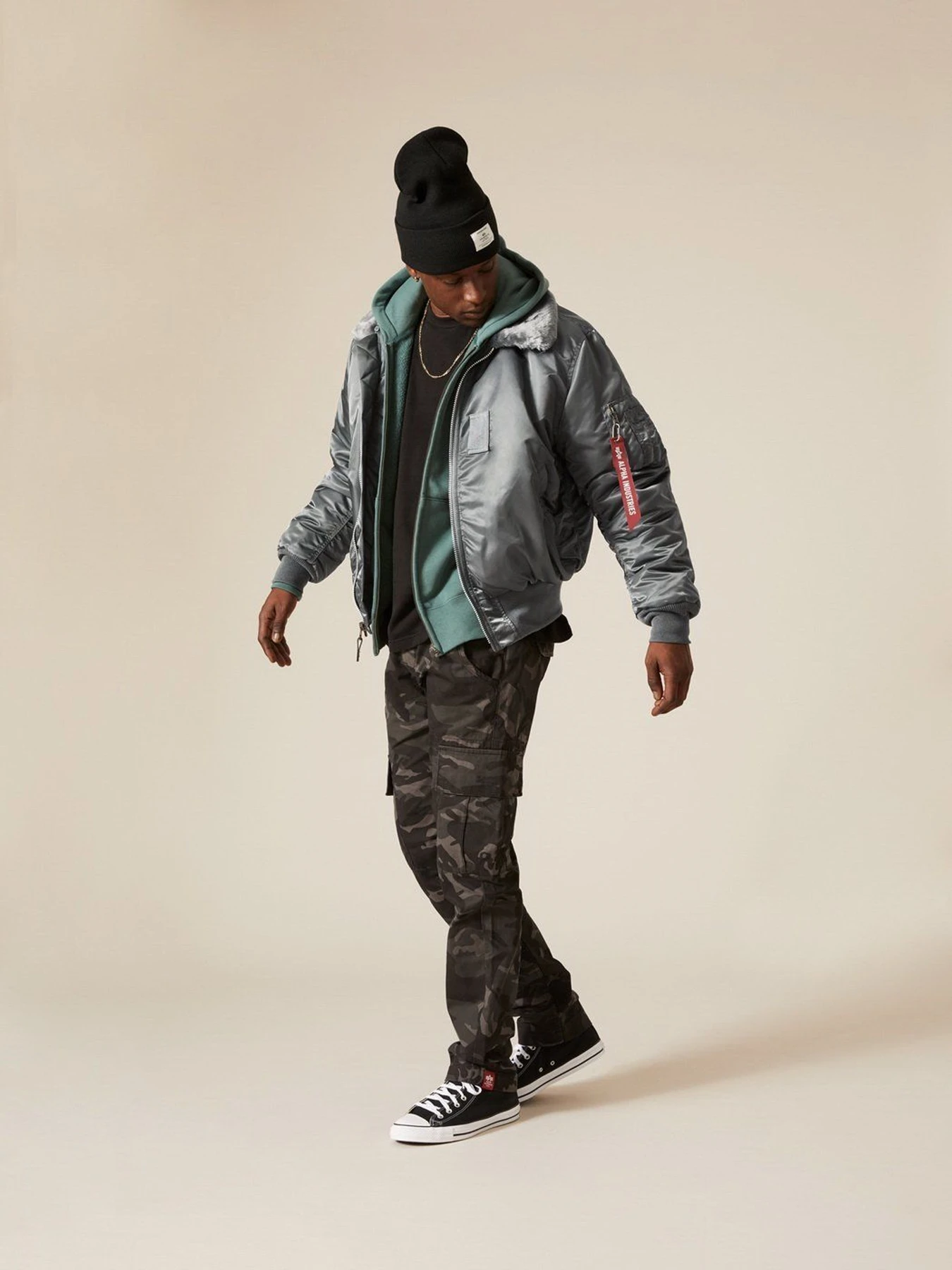 Куртки та дублянки Alpha Industries B-15 Flight модель MJB23010C1_022 Куртки та дублянки Alpha Industries B-15 Flight модель MJB23010C1_022 Фото