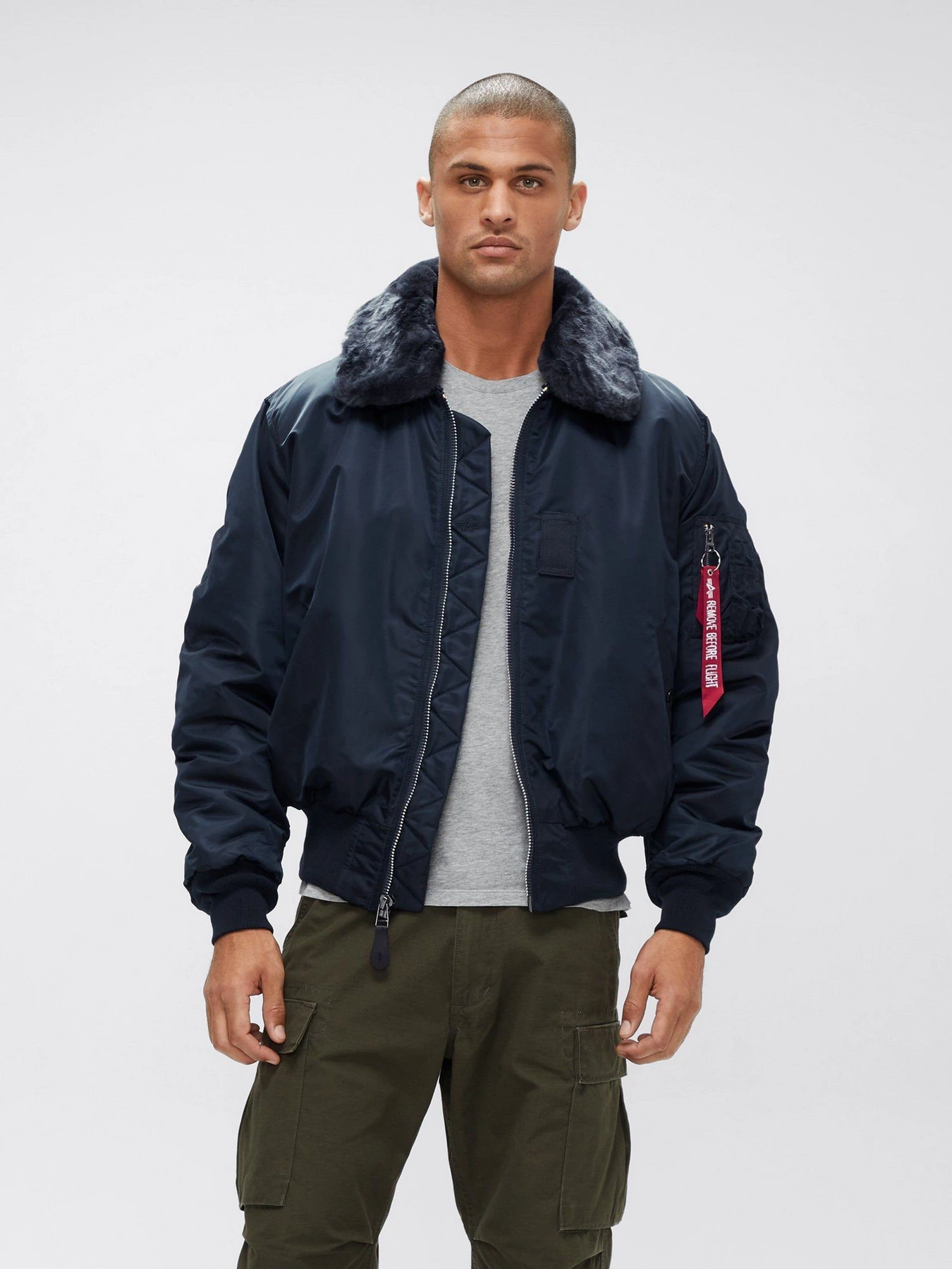 Куртки та дублянки Alpha Industries B-15 модель MJB23010C1_410 Куртки та дублянки Alpha Industries B-15 модель MJB23010C1_410 Фото