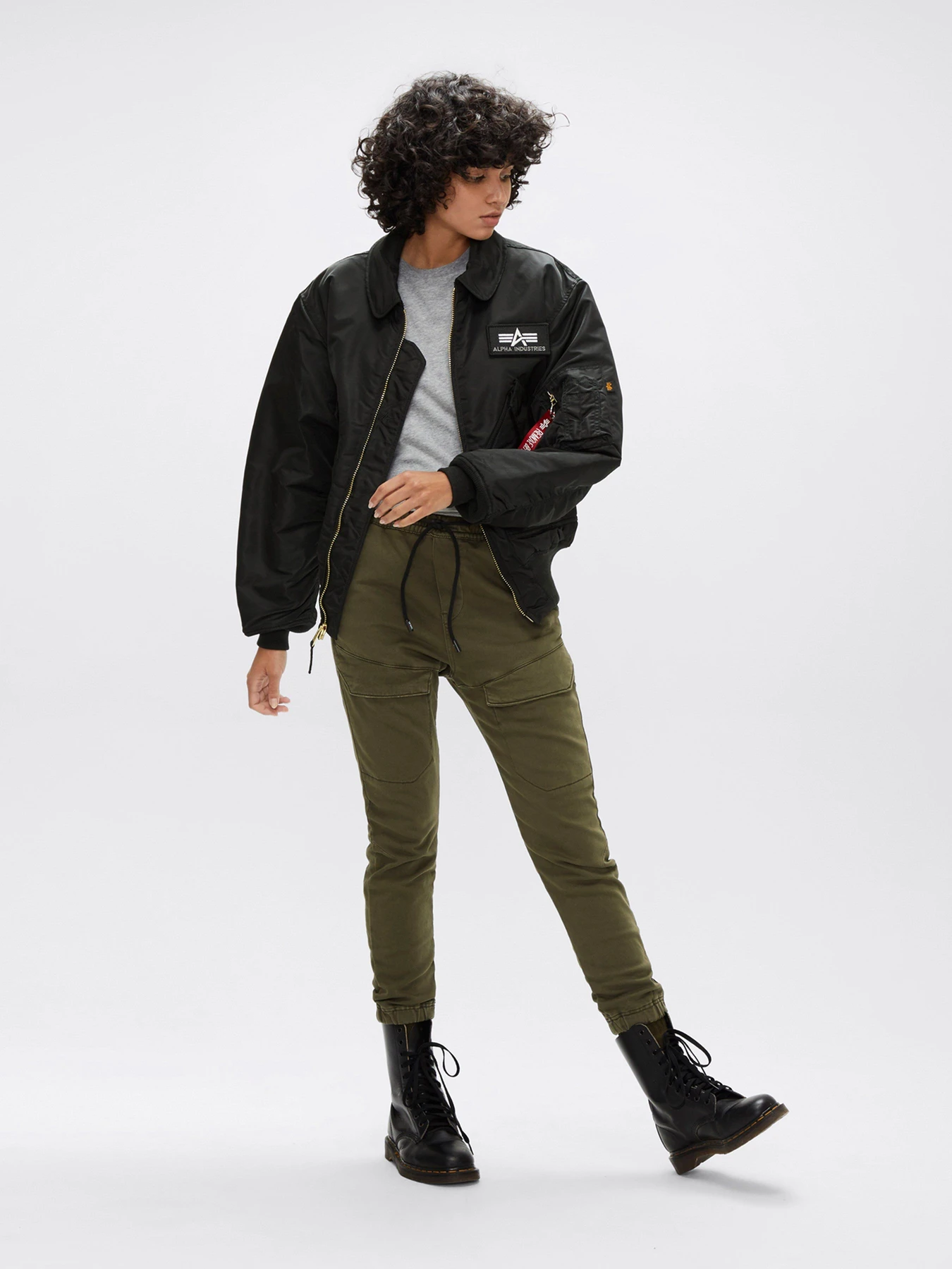 Куртки та дублянки Alpha Industries CWU 45/P модель MJC22000C1_001 Куртки та дублянки Alpha Industries CWU 45/P модель MJC22000C1_001 Фото