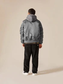 Куртки и дубленки Alpha Industries MA-1 NATUS модель MJM47506C1_022 Фото
