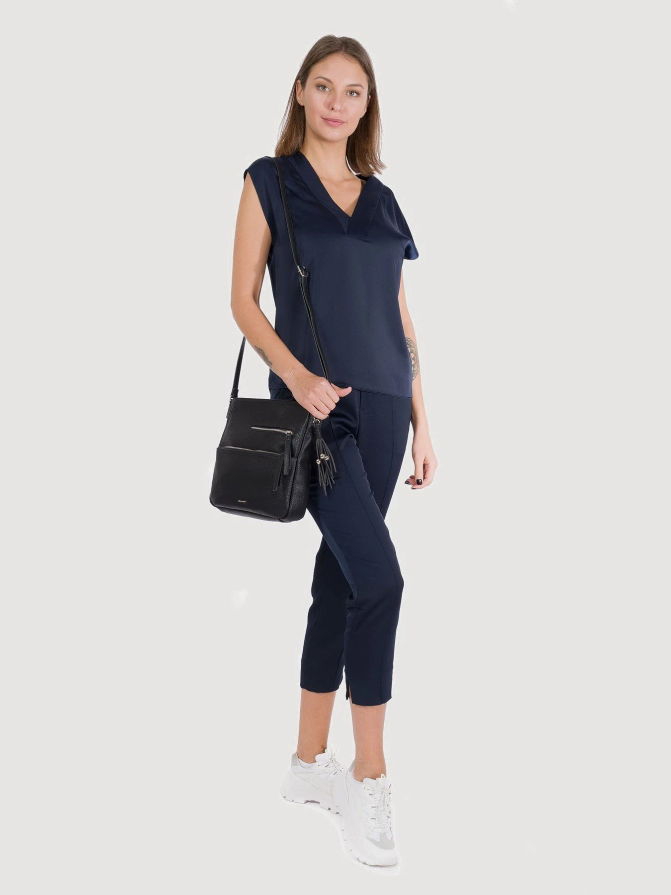Сумки Tamaris Adele модель 30470,100 Сумки Tamaris Adele модель 30470,100 Фото