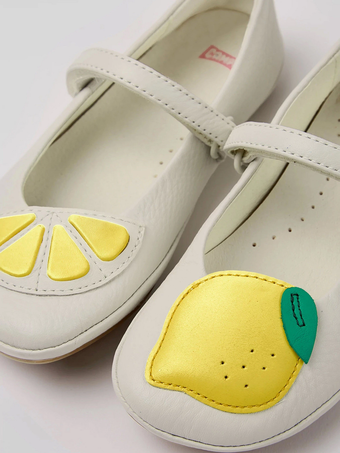 Туфлі та лофери Camper Twins модель K800485-001 Туфлі та лофери Camper Twins модель K800485-001 Фото