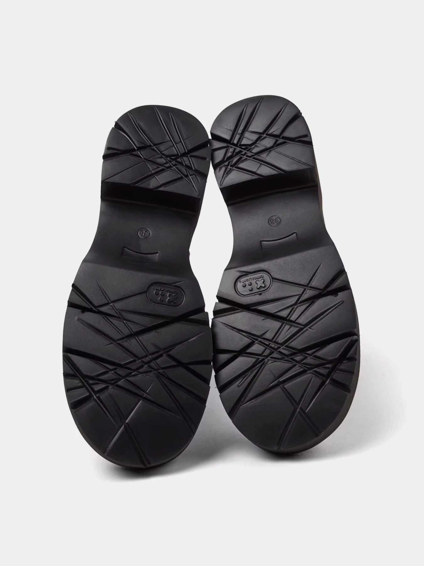 Ботинки и сапоги Camper Milah модель K400575-016 Ботинки и сапоги Camper Milah модель K400575-016 Фото