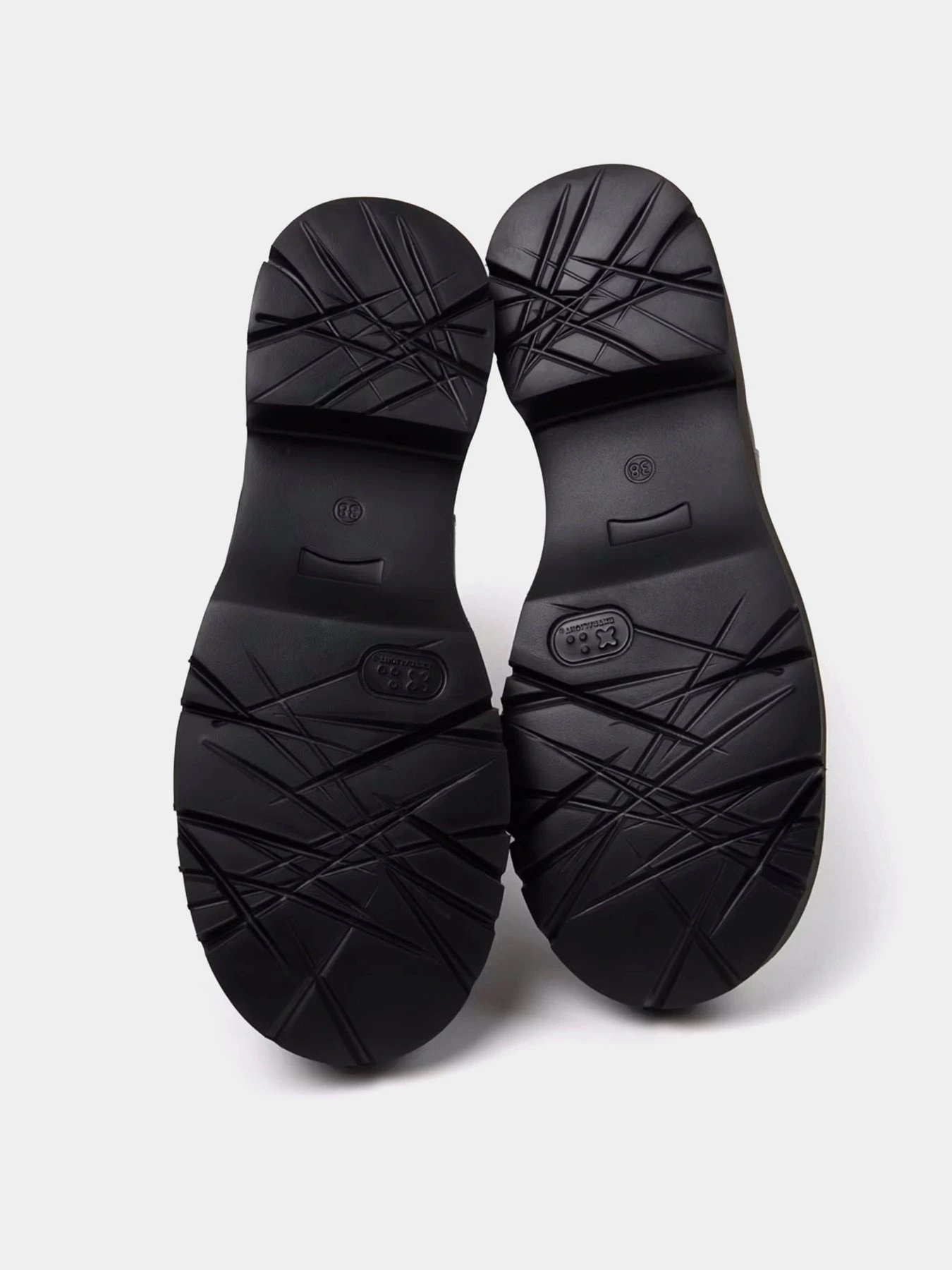 Ботинки и сапоги Camper Milah модель K400575-017 Ботинки и сапоги Camper Milah модель K400575-017 Фото