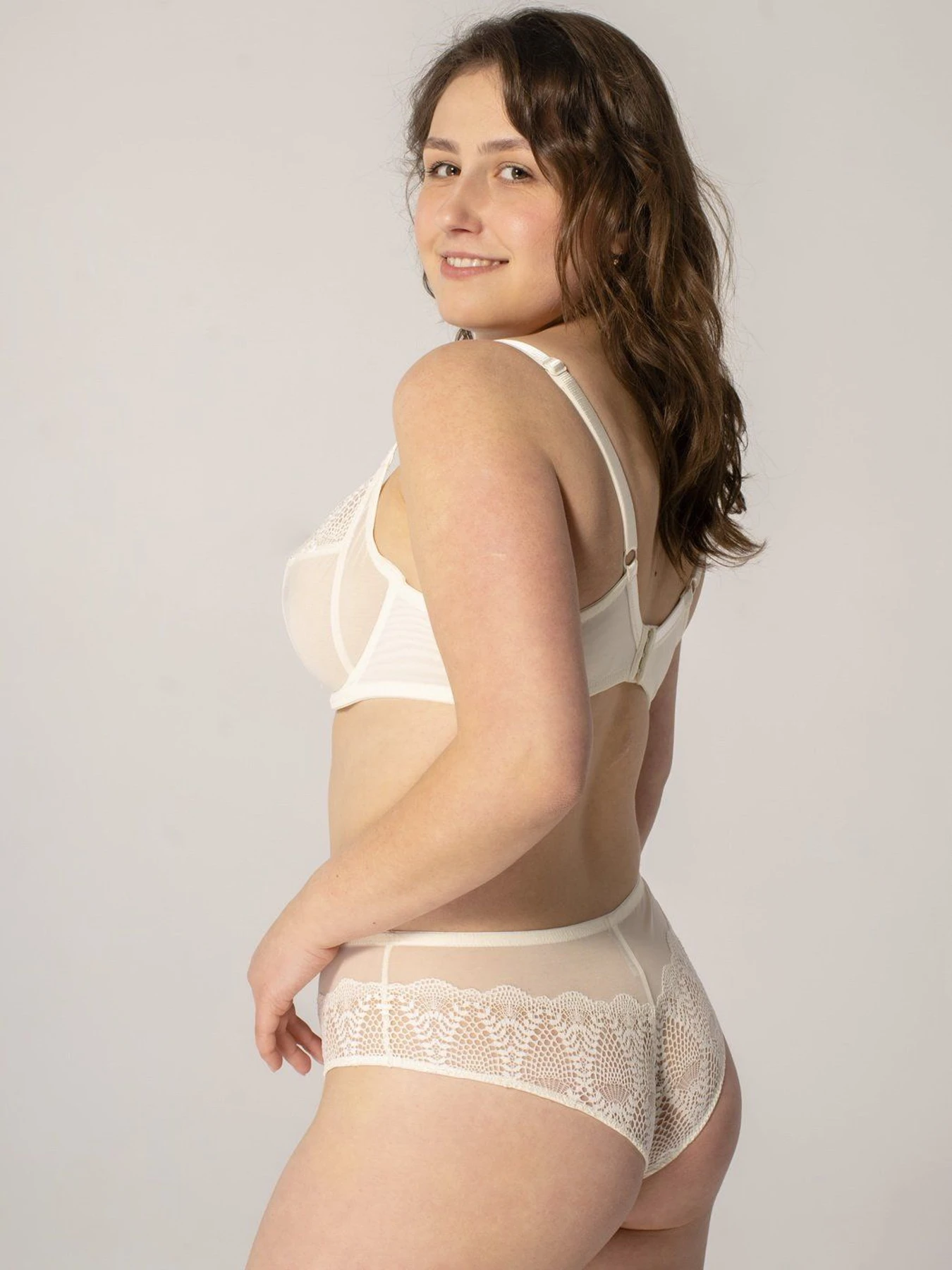 Нижнее белье Brabrabra модель SLZ23102004_ivory Фото