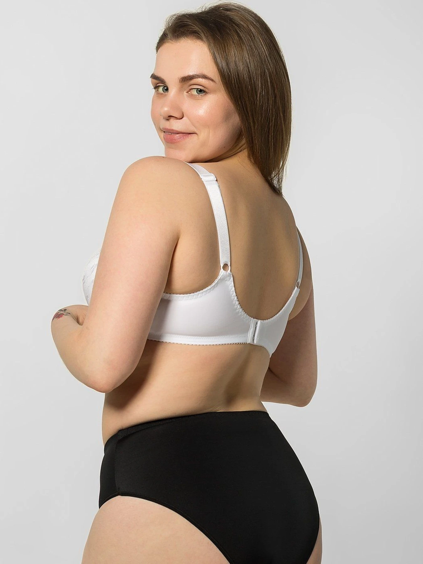 Нижнее белье Brabrabra модель 2530_white Нижнее белье Brabrabra модель 2530_white Фото