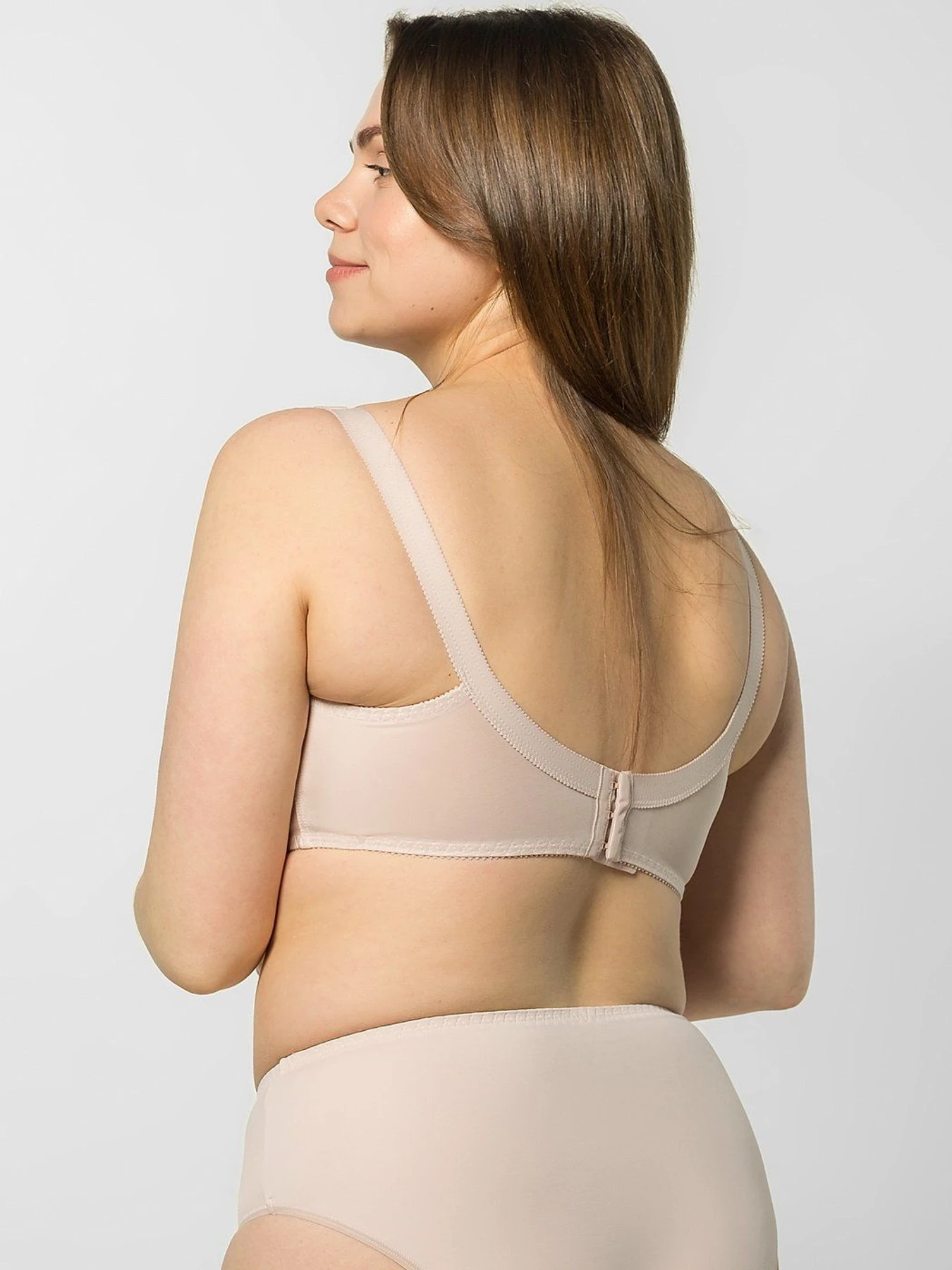Нижнее белье Brabrabra модель 4122_silver_peony Нижнее белье Brabrabra модель 4122_silver_peony Фото