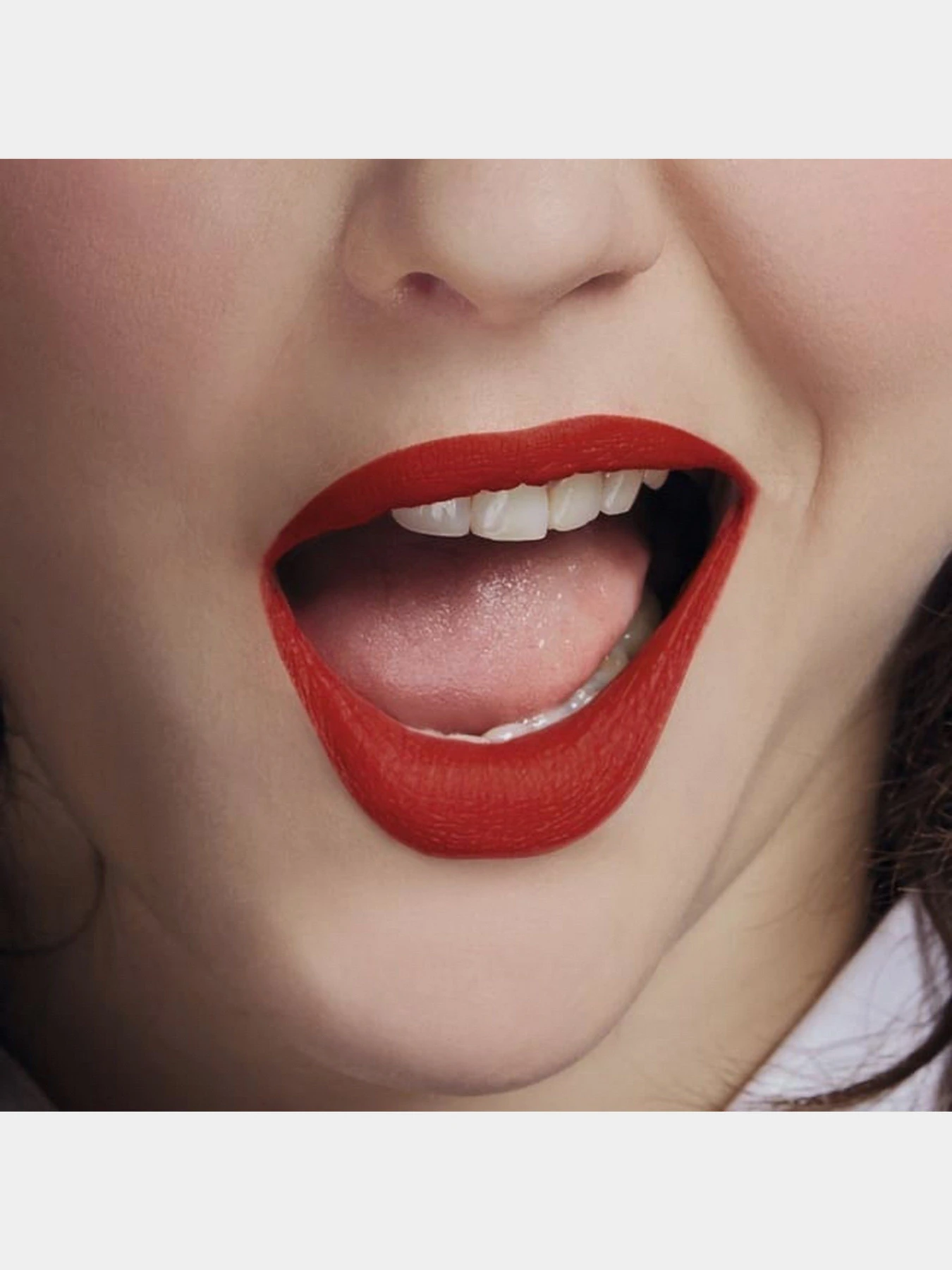 Помада матовая Rouge Velvet BOURJOIS модель 3614224102968 Помада матовая Rouge Velvet BOURJOIS модель 3614224102968 Фото