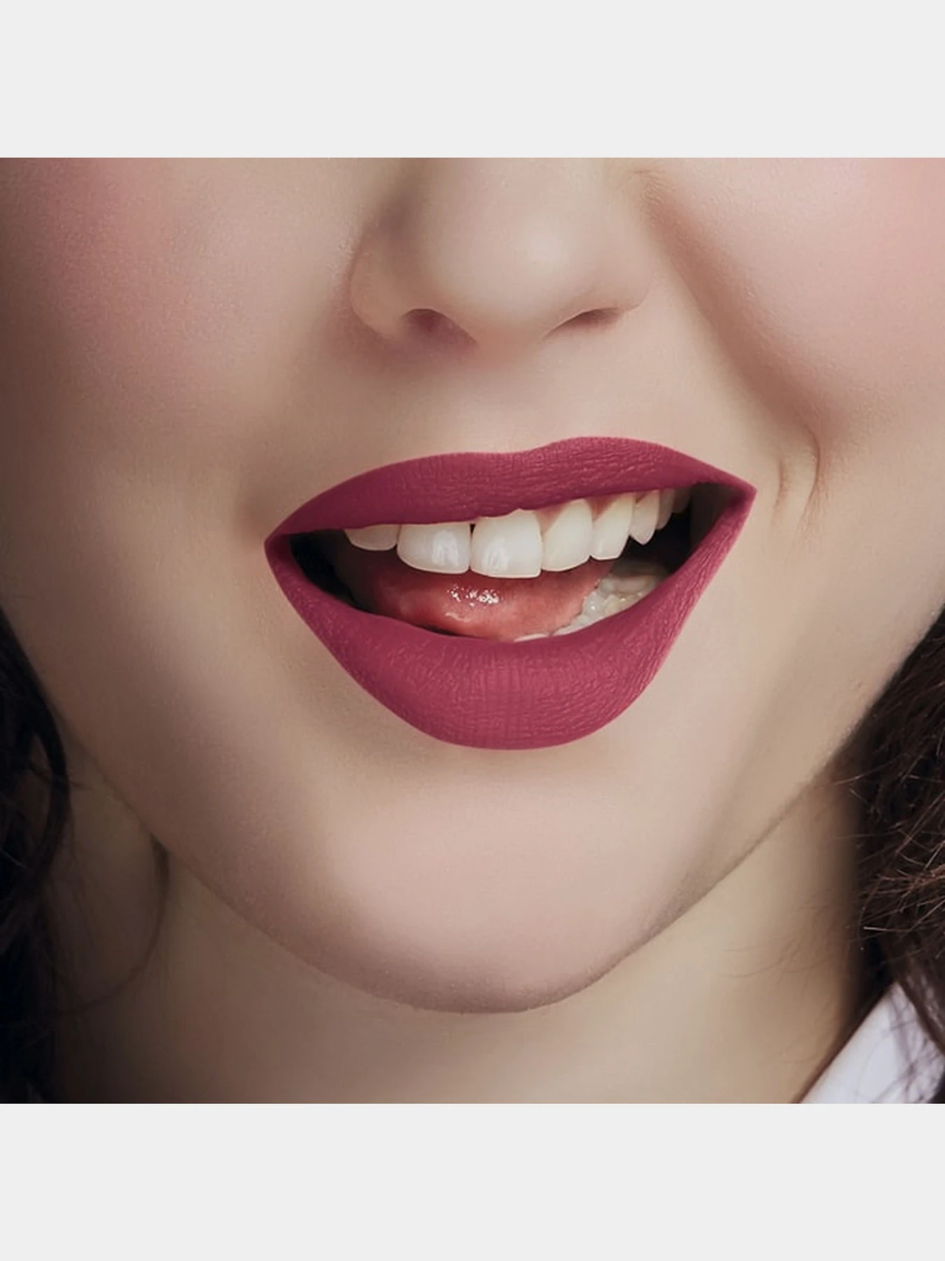 Помада матовая Rouge Velvet BOURJOIS модель 3614224102982 Помада матовая Rouge Velvet BOURJOIS модель 3614224102982 Фото