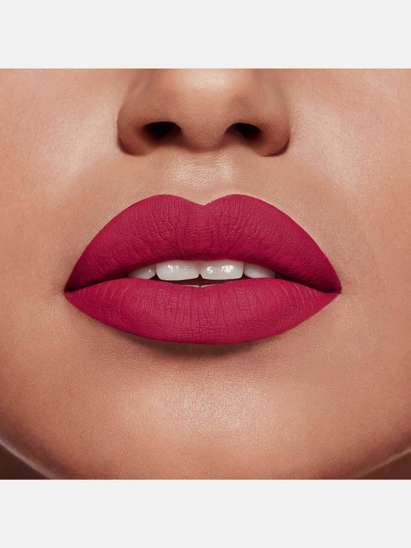 Помада матовая Rouge Velvet BOURJOIS модель 3614224102982 Помада матовая Rouge Velvet BOURJOIS модель 3614224102982 Фото