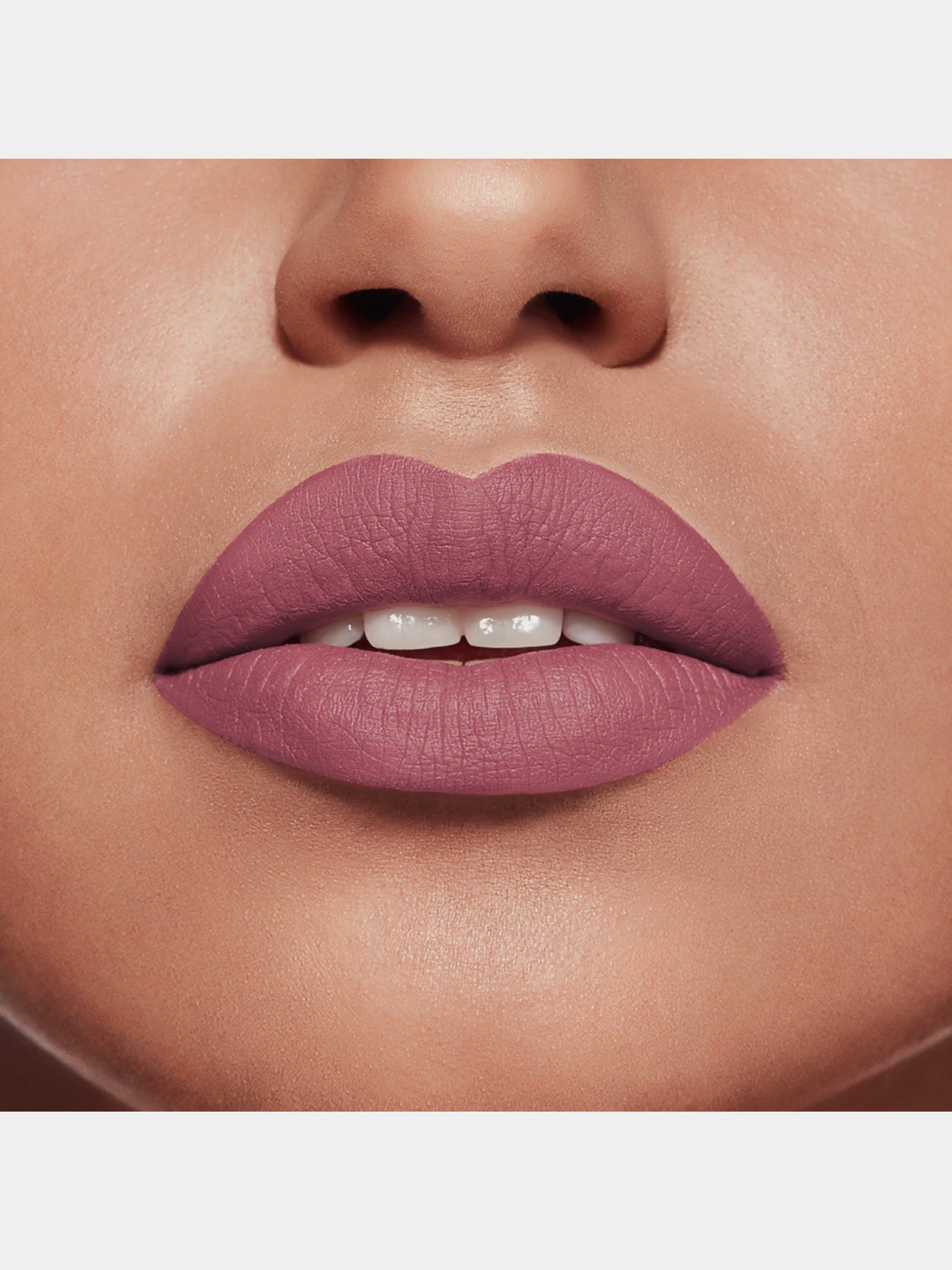 Помада матовая Rouge Velvet BOURJOIS модель 3614225979934 Помада матовая Rouge Velvet BOURJOIS модель 3614225979934 Фото
