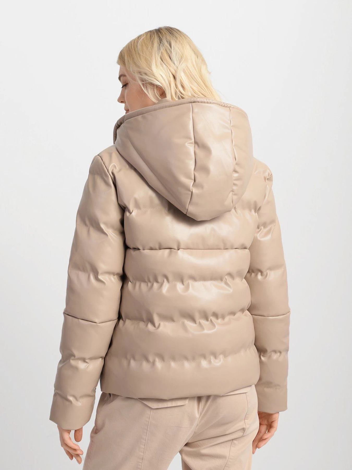 Куртки и дубленки Braska модель 51-8950/344 Куртки и дубленки Braska модель 51-8950/344 Фото