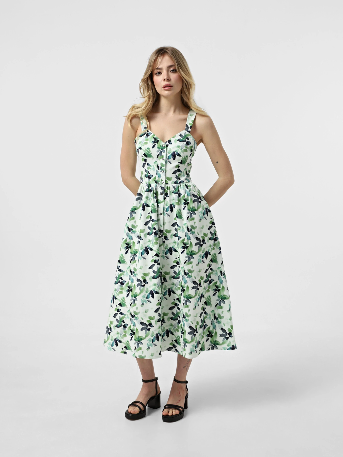 Платья Braska модель 4605.7 Платья Braska модель 4605.7 Фото
