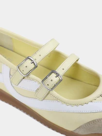 Туфли и лоферы Bronx модель 66685-UC-3905-Butter Yellow/Off Wh Фото