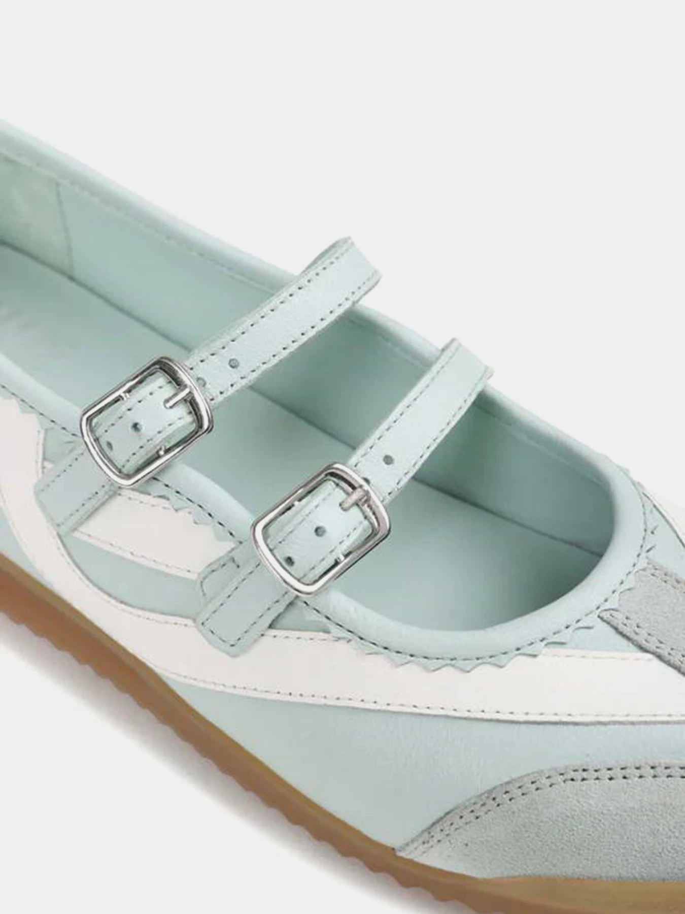 Туфли и лоферы Bronx модель 66685-UC-3906-Fresh Mint/Off Wh Фото