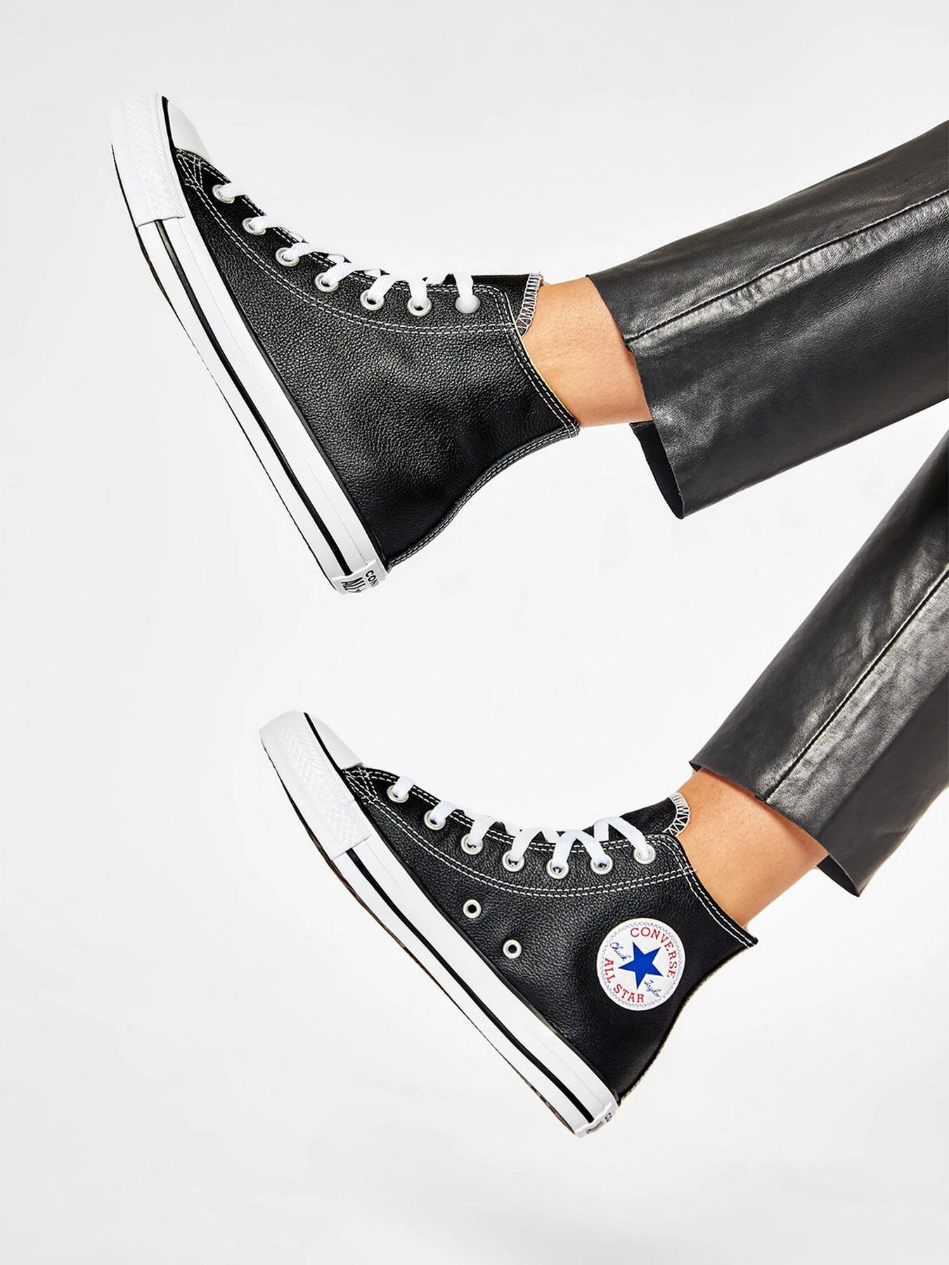 Кеди CONVERSE CHUCK TAYLOR ALL STAR LEATHER модель 132170C Кеди CONVERSE CHUCK TAYLOR ALL STAR LEATHER модель 132170C Фото